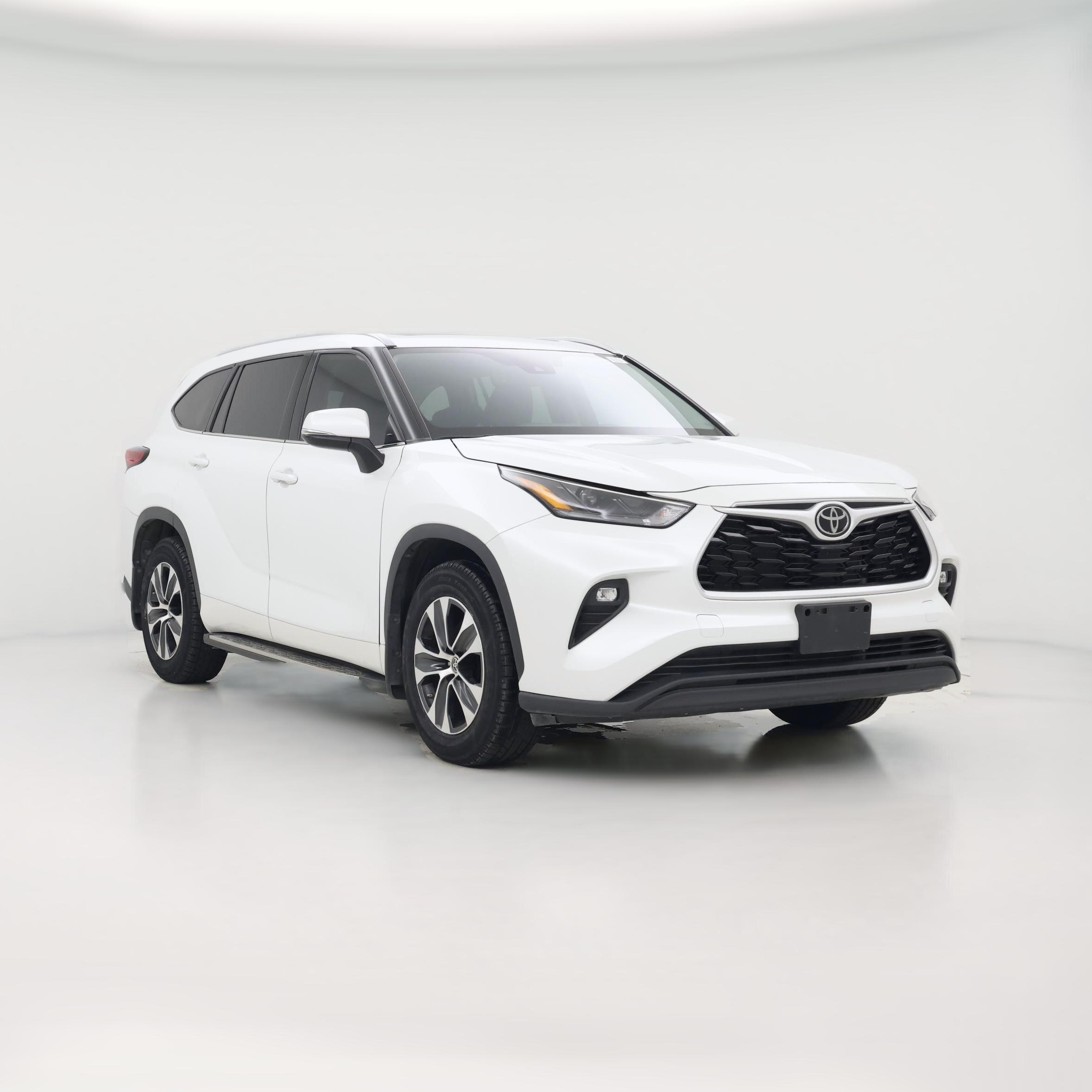 Thumbnail: 2022 Toyota Highlander - 1
