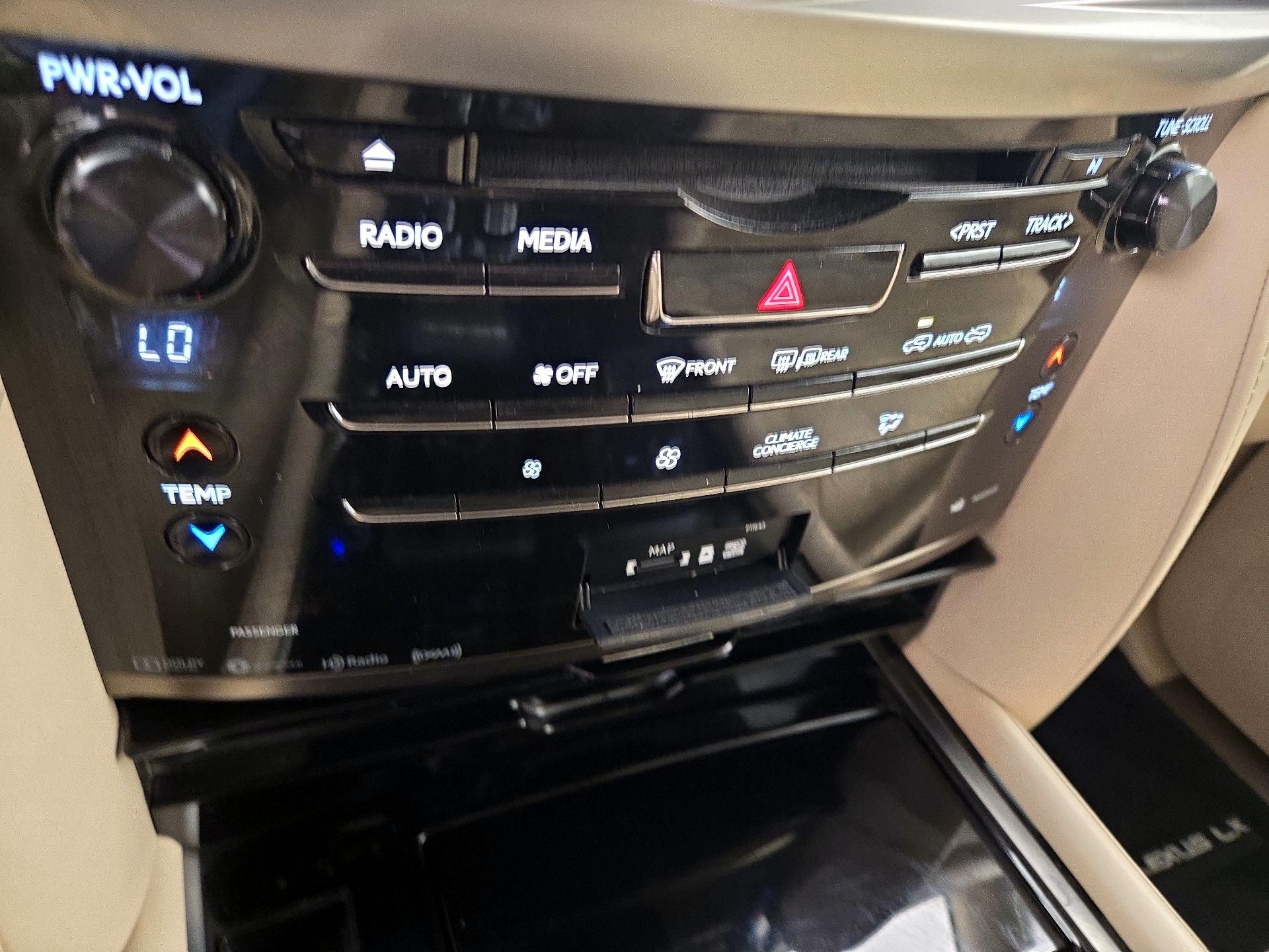 Thumbnail: 2018 Lexus LX - 17