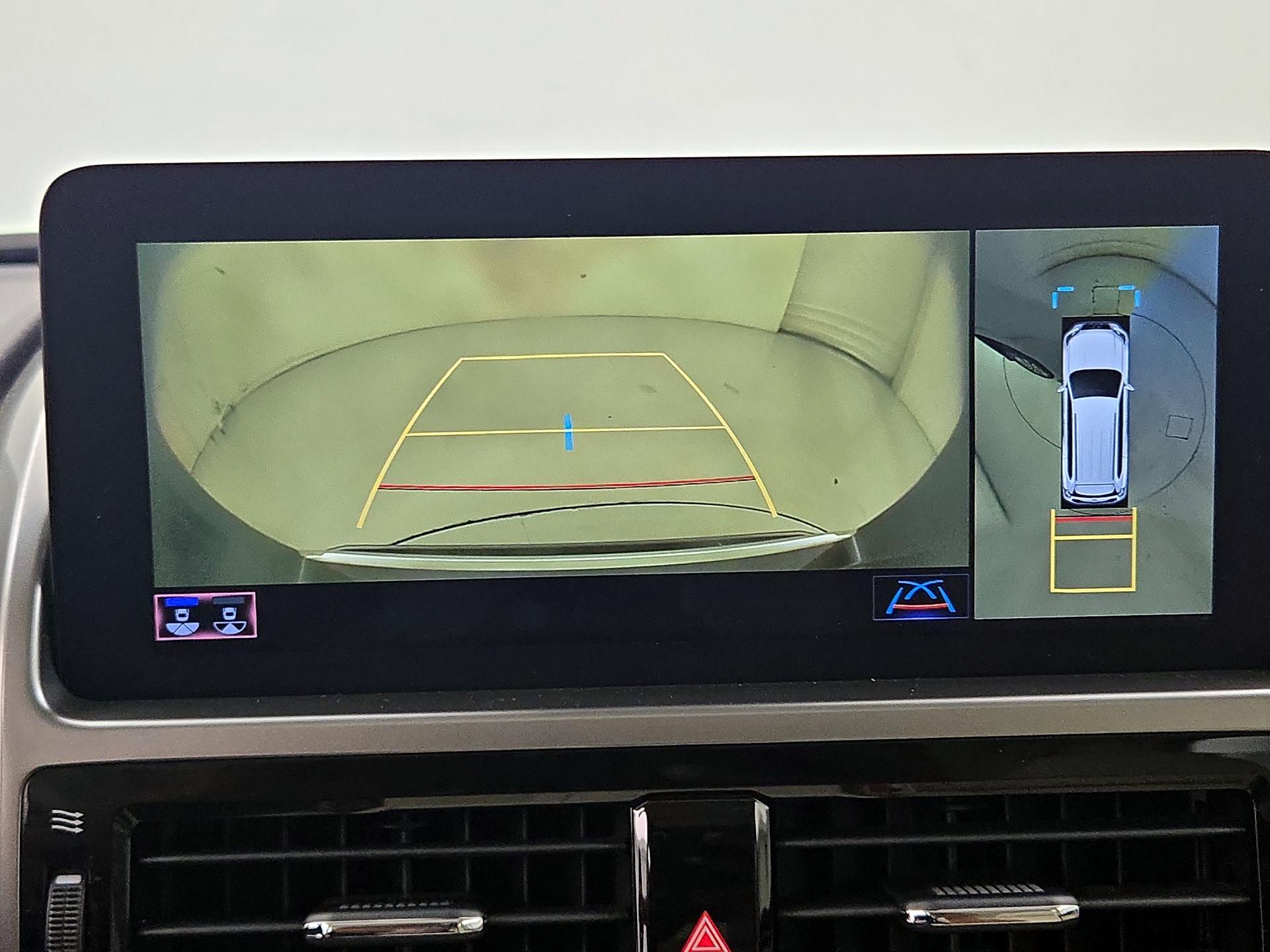 Thumbnail: 2023 Lexus GX - 15