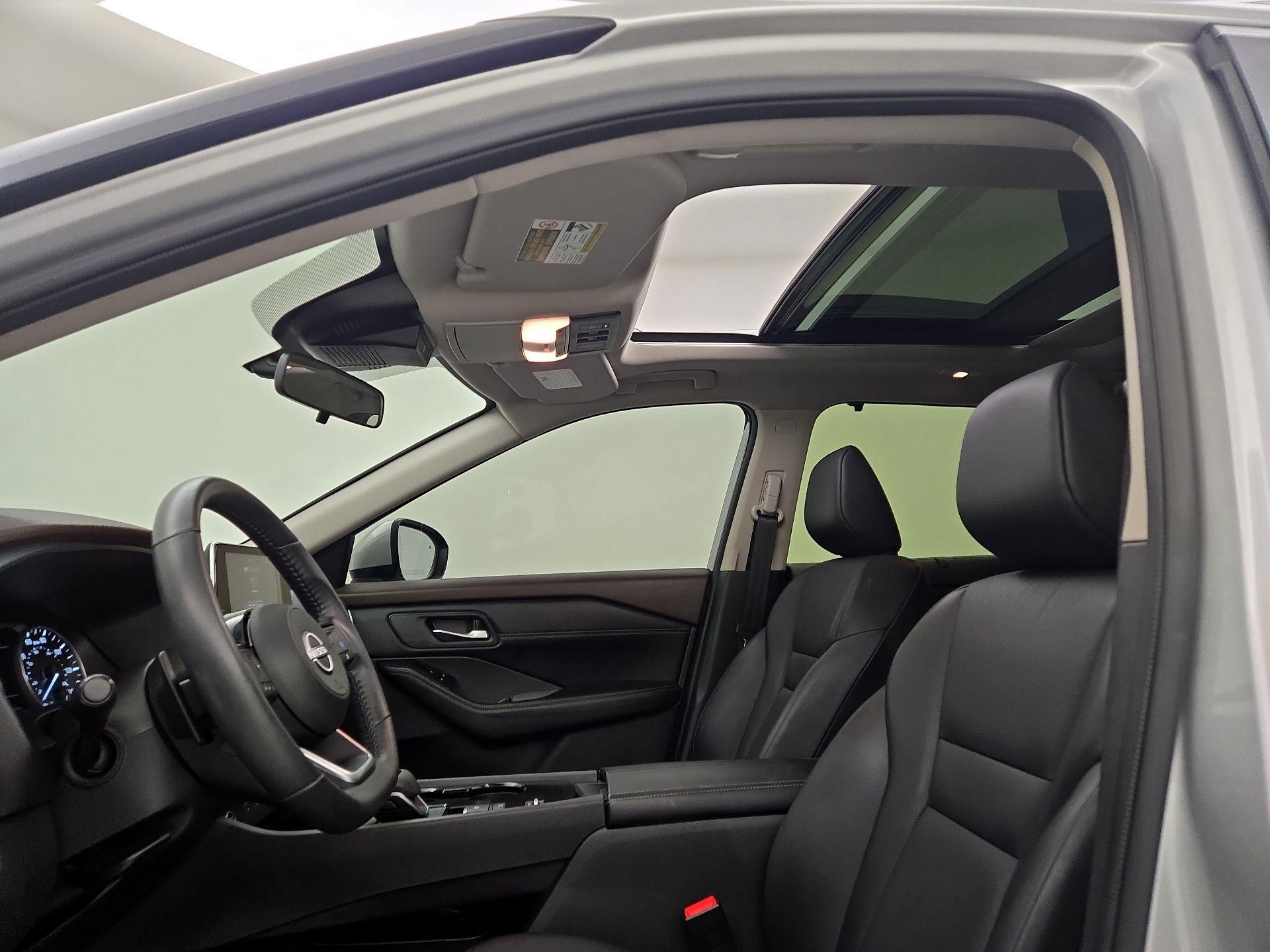 Thumbnail: 2023 Nissan Rogue - 19
