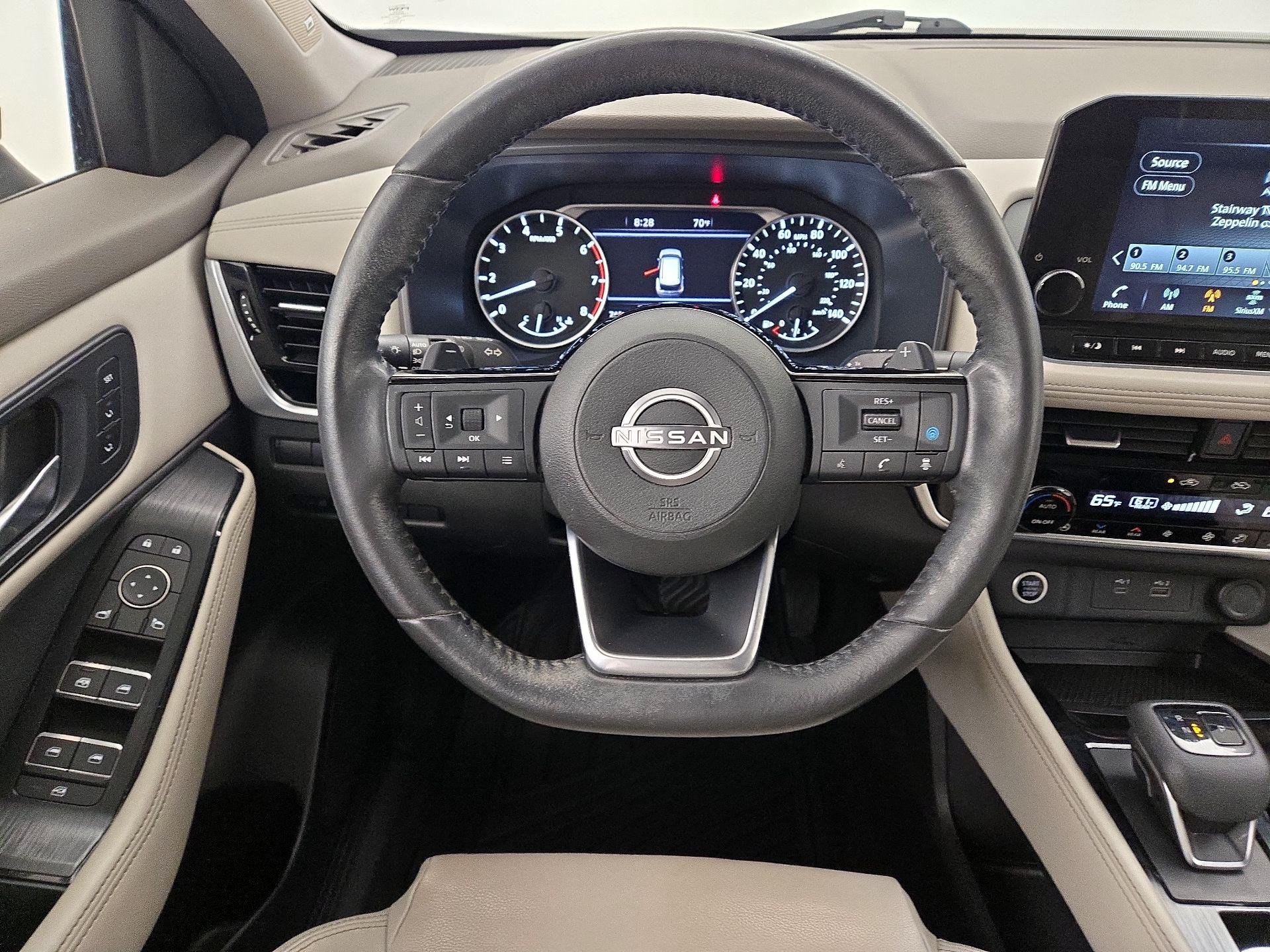 Thumbnail: 2022 Nissan Rogue - 10