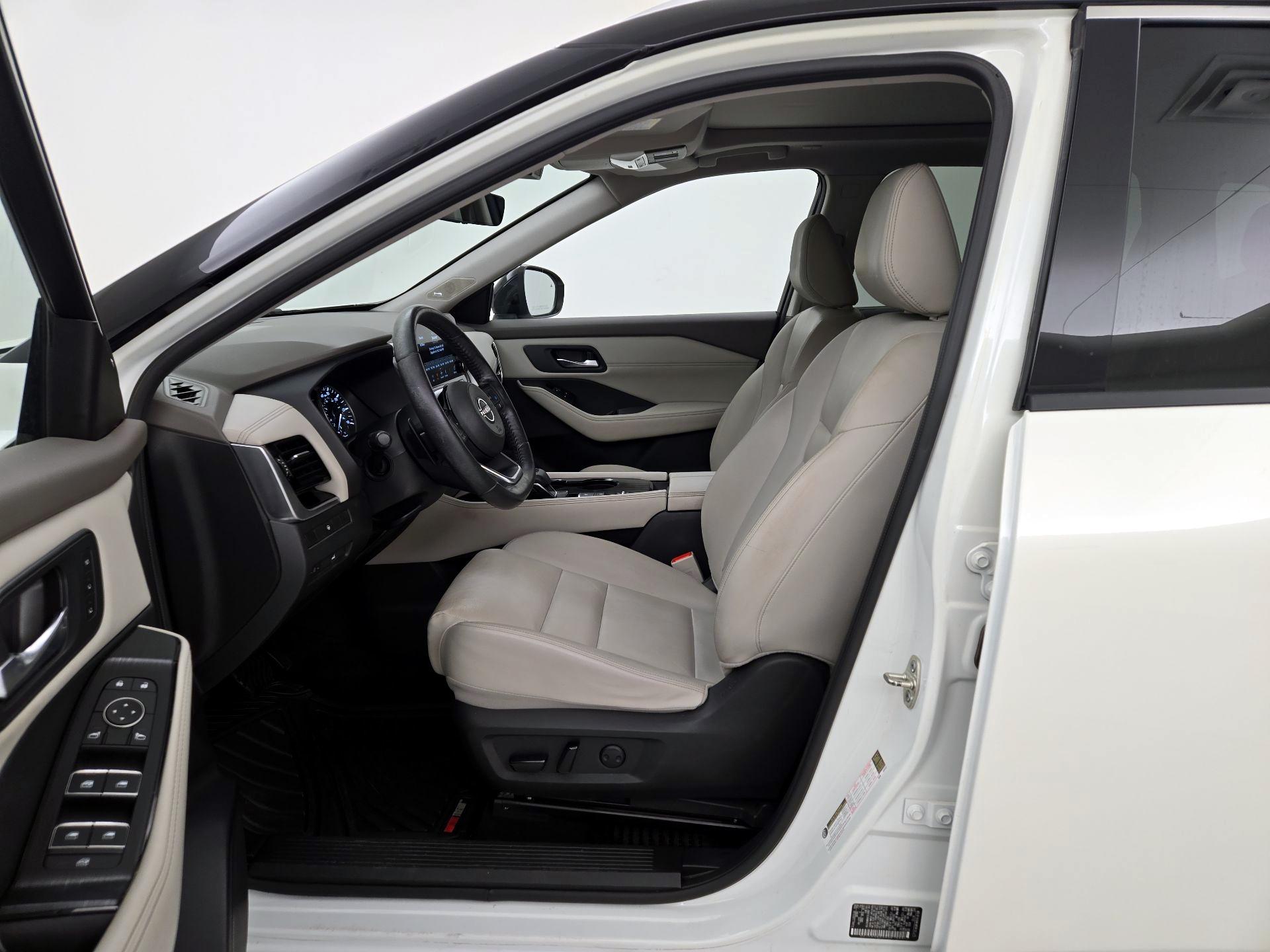 Thumbnail: 2022 Nissan Rogue - 11