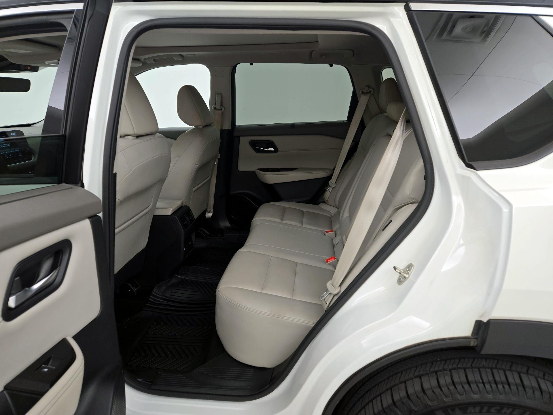 Thumbnail: 2022 Nissan Rogue - 19