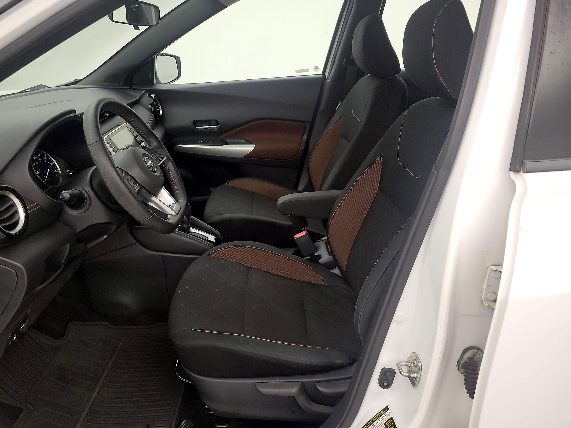 Thumbnail: 2020 Nissan Kicks - 11