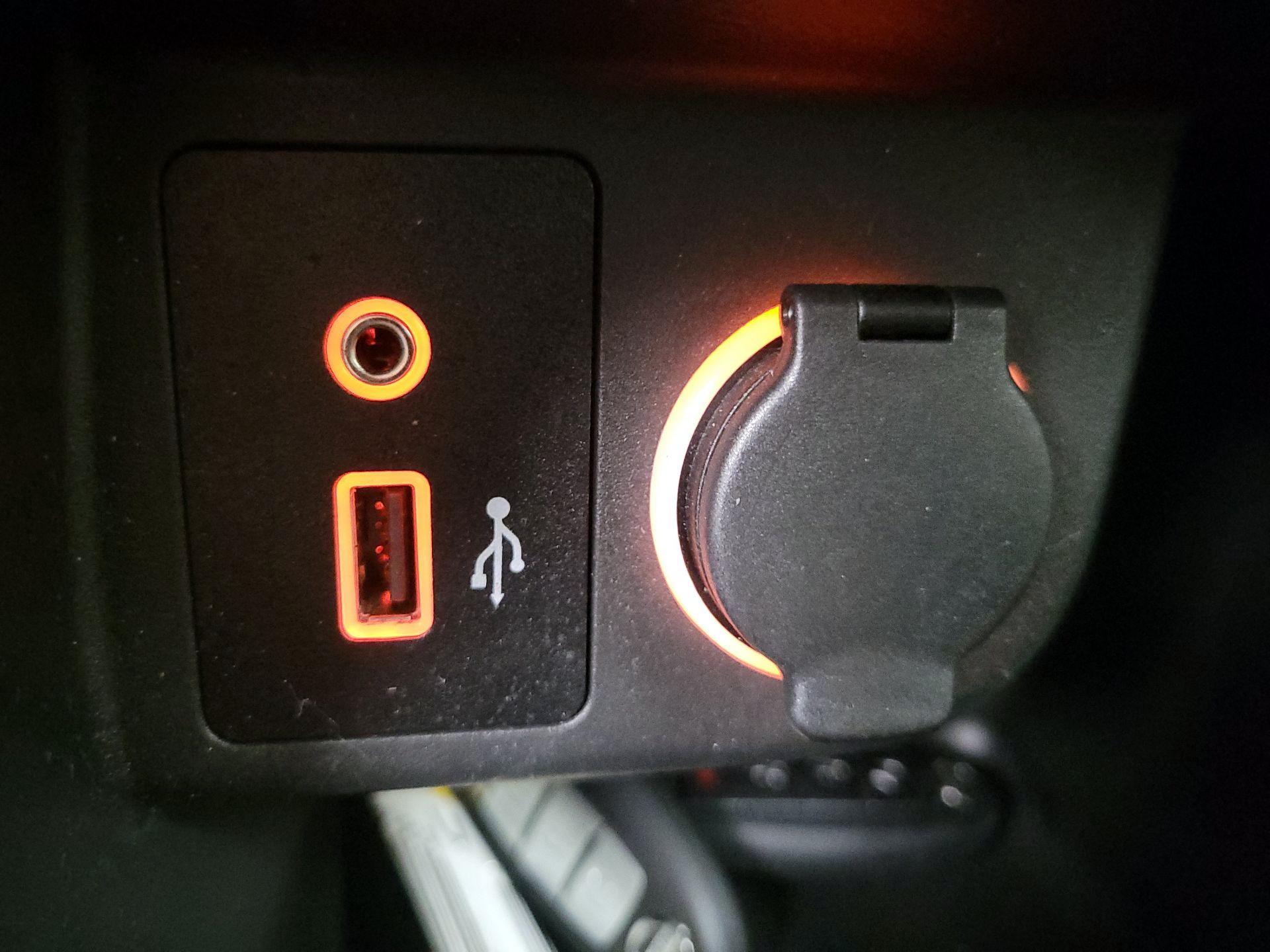 Thumbnail: 2020 Nissan Kicks - 17