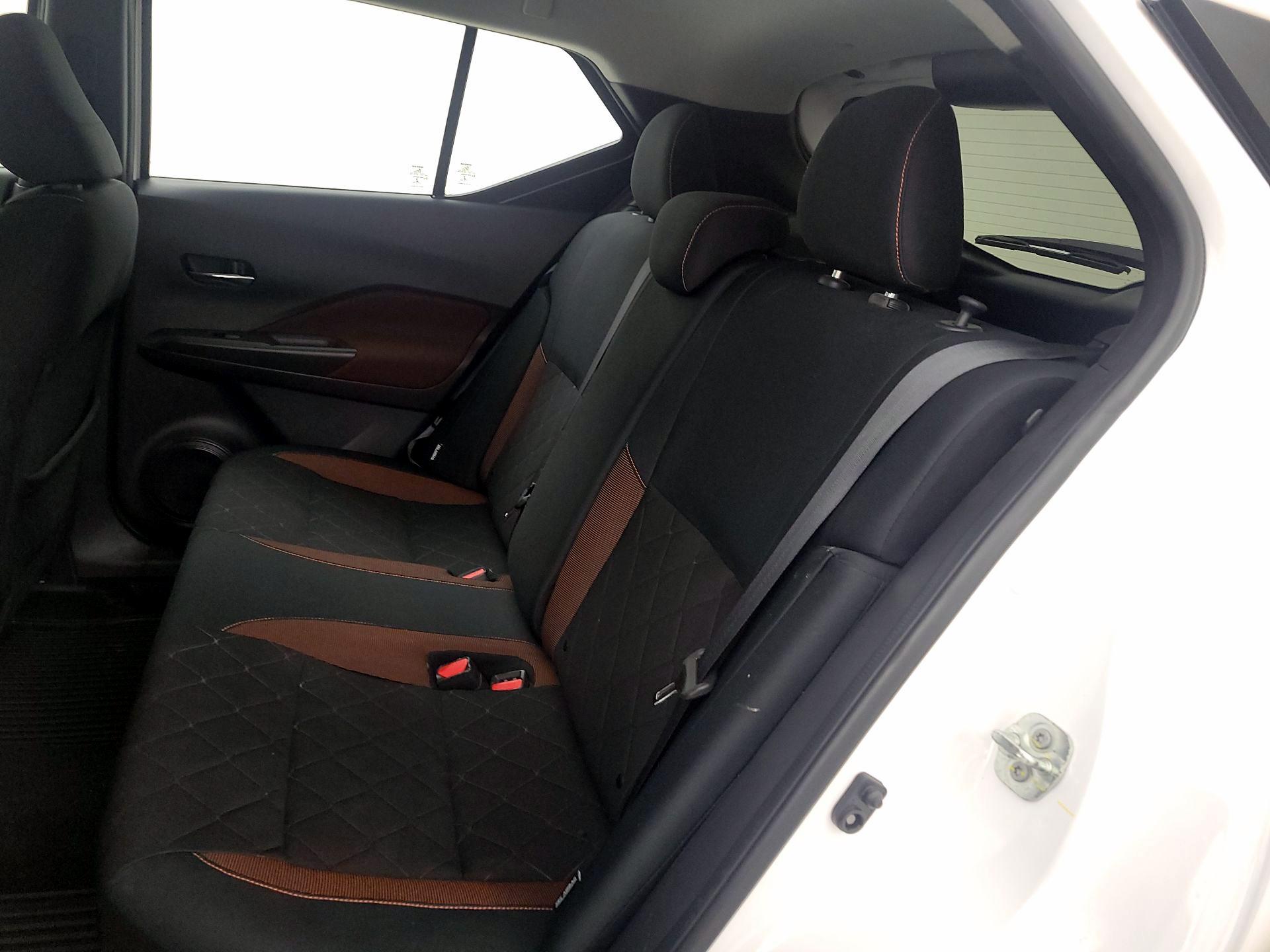 Thumbnail: 2020 Nissan Kicks - 18