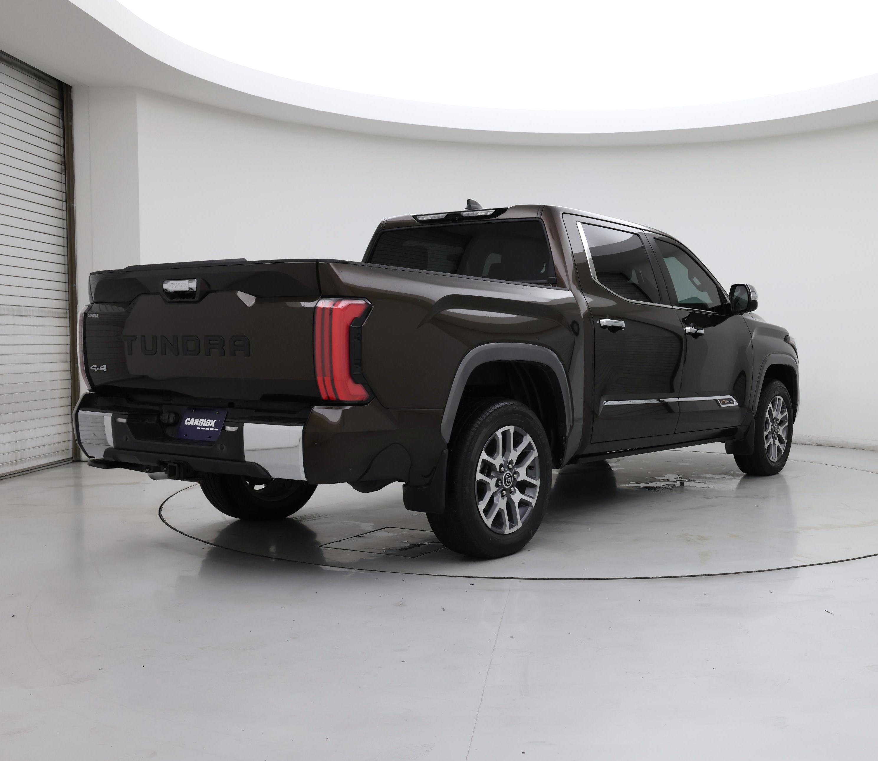 Thumbnail: 2024 Toyota Tundra - 8