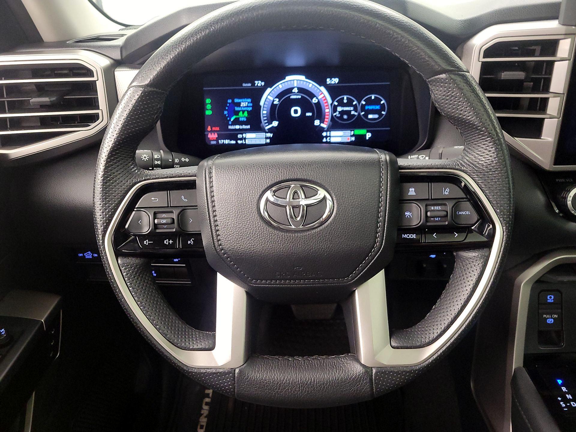 Thumbnail: 2024 Toyota Tundra - 10