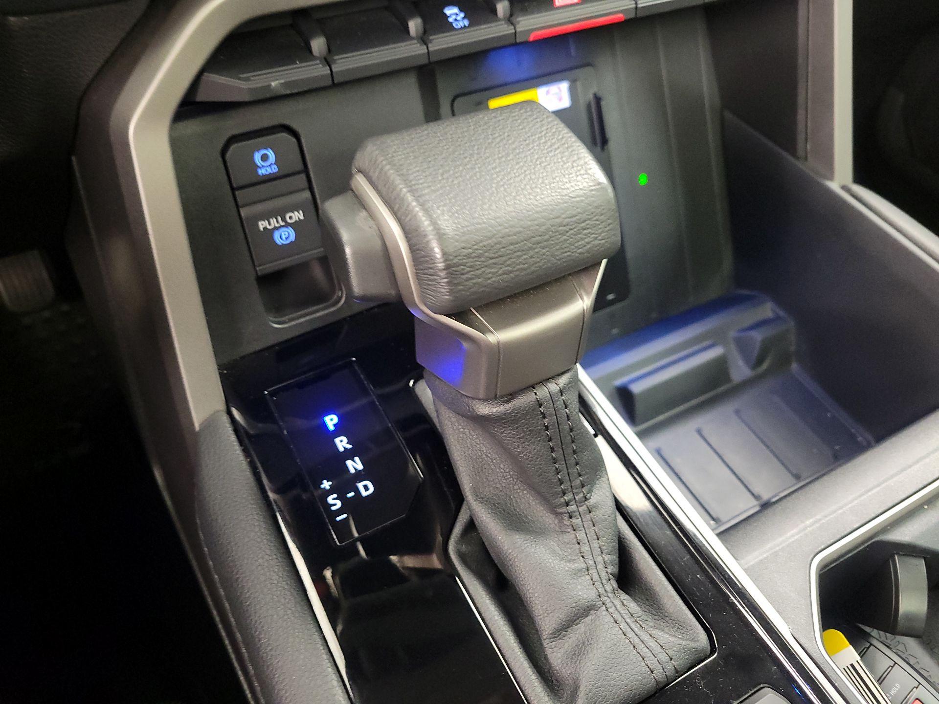 Thumbnail: 2024 Toyota Tundra - 17