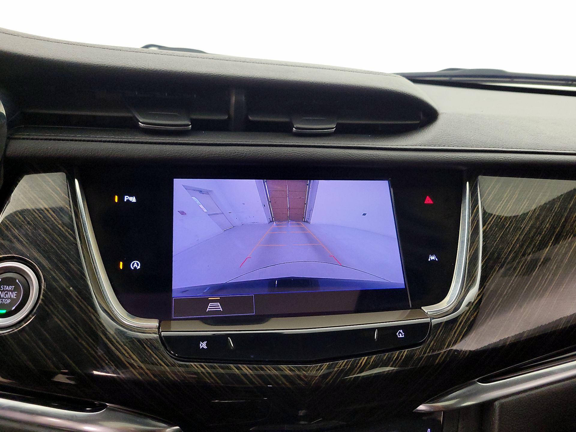 Thumbnail: 2022 Cadillac XT6 - 14