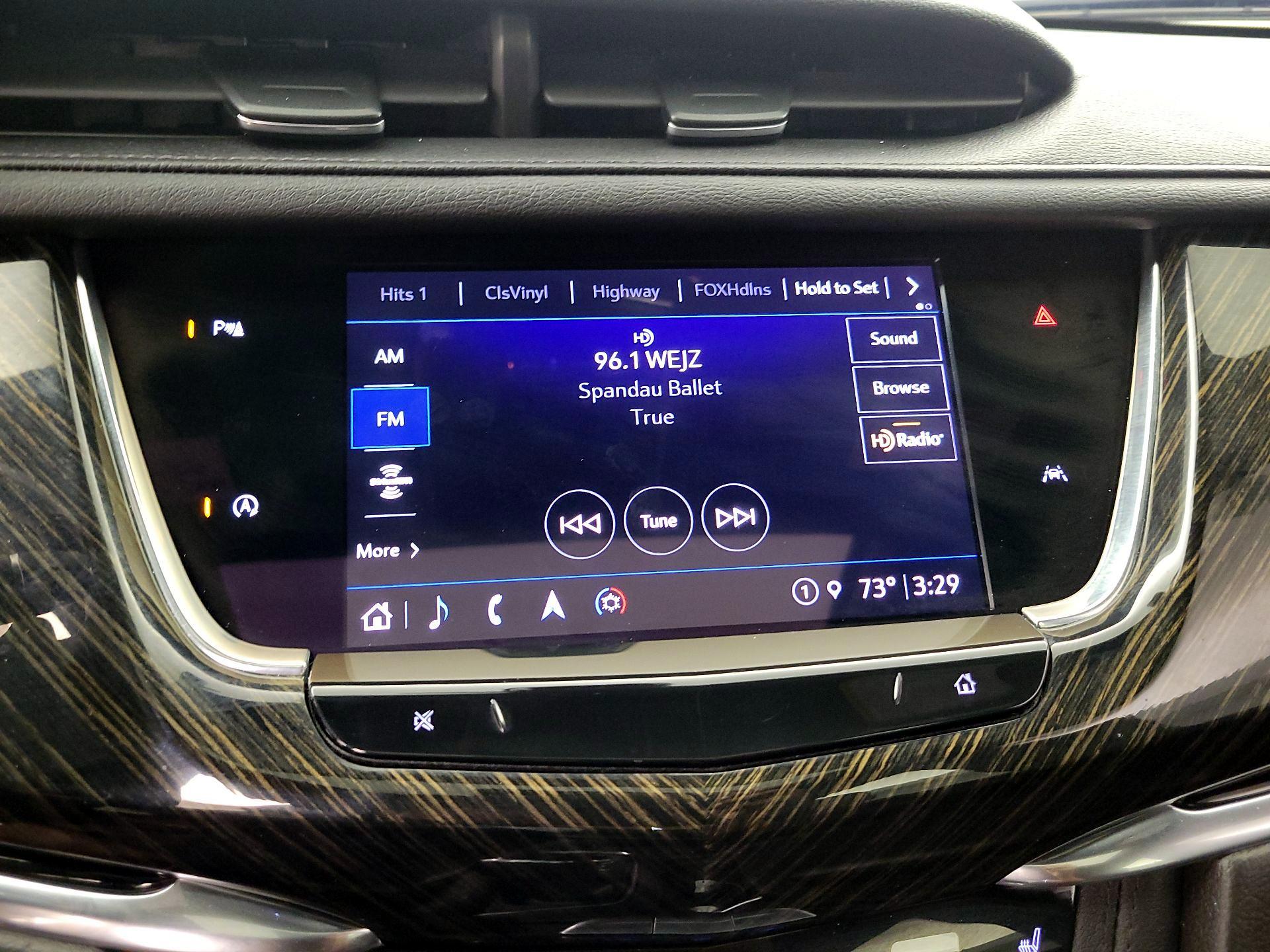 Thumbnail: 2022 Cadillac XT6 - 15