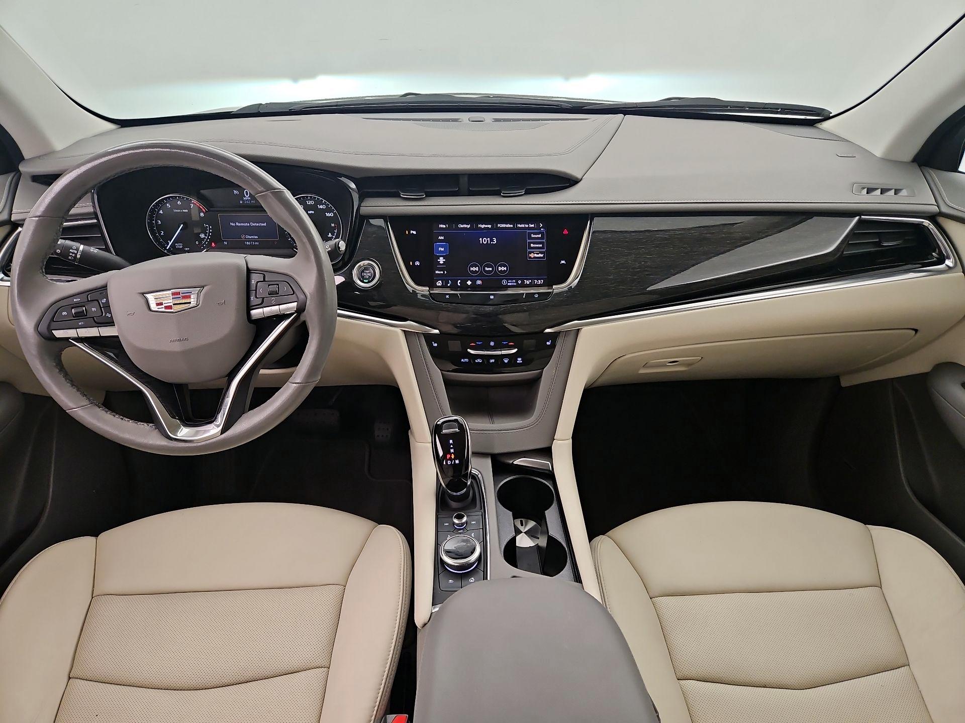 Thumbnail: 2021 Cadillac XT6 - 9
