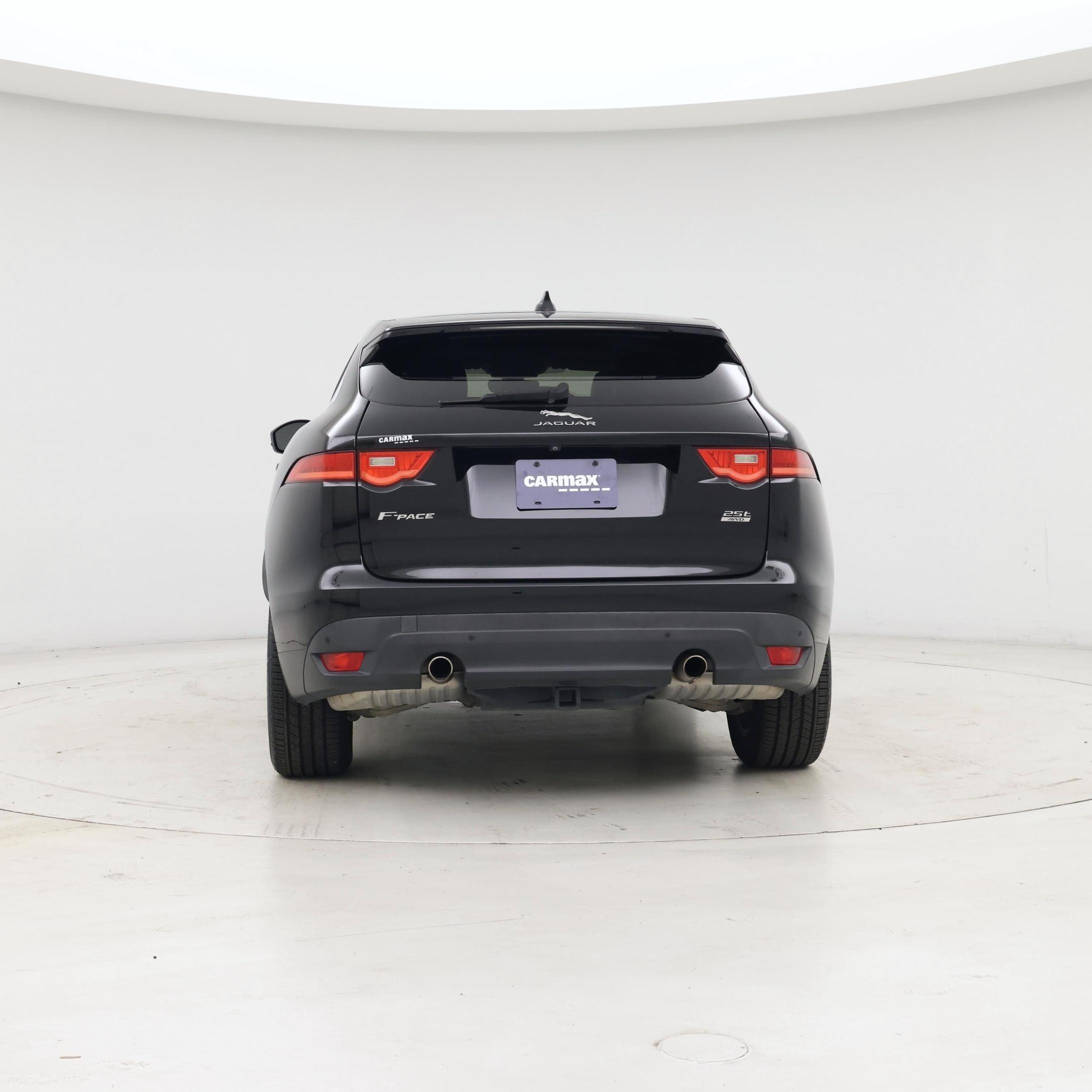 Thumbnail: 2020 Jaguar F-Pace - 6