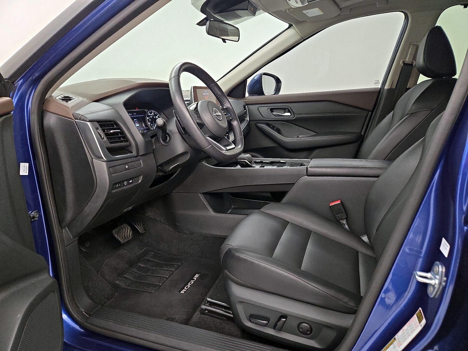 Thumbnail: 2023 Nissan Rogue - 11
