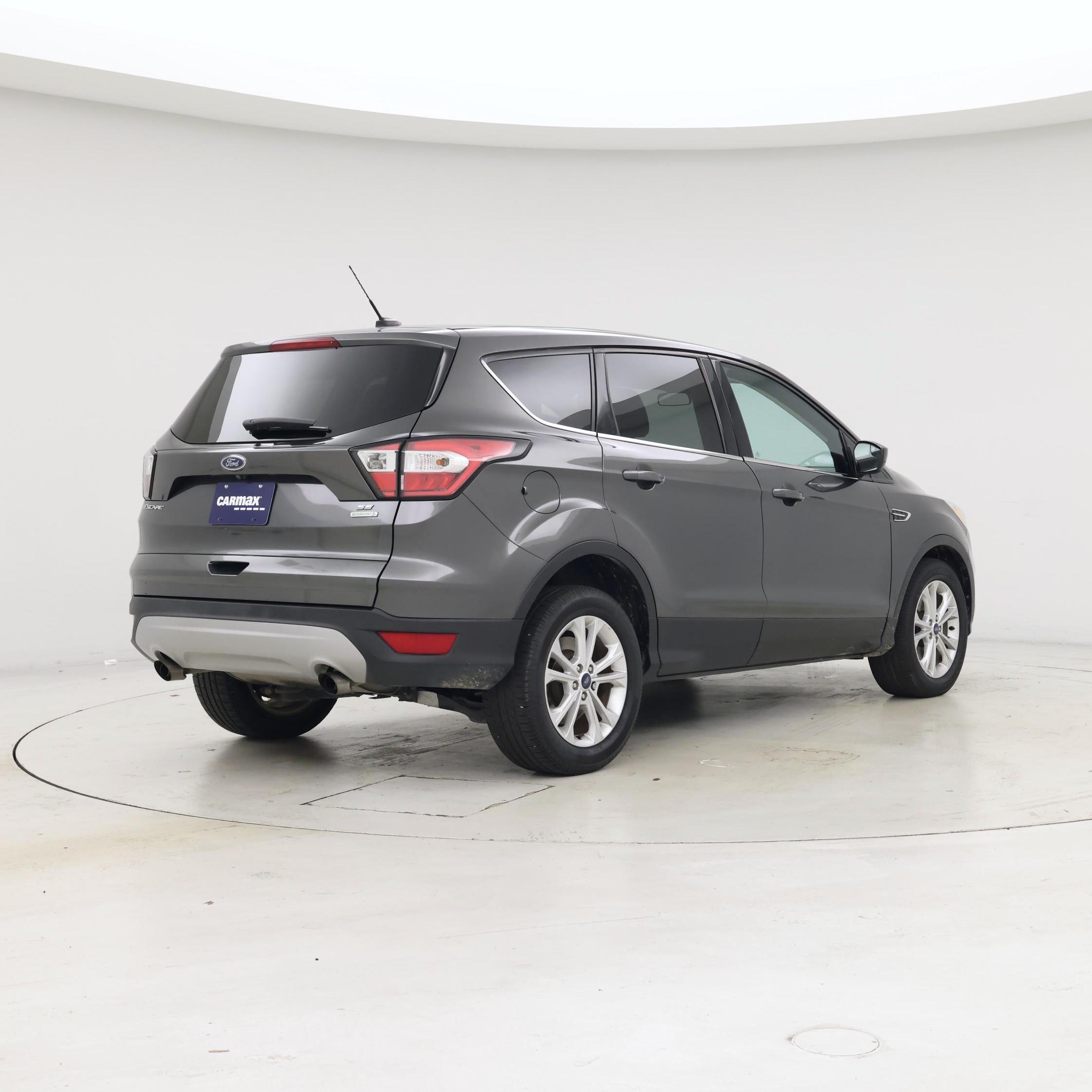 Thumbnail: 2017 Ford Escape - 8