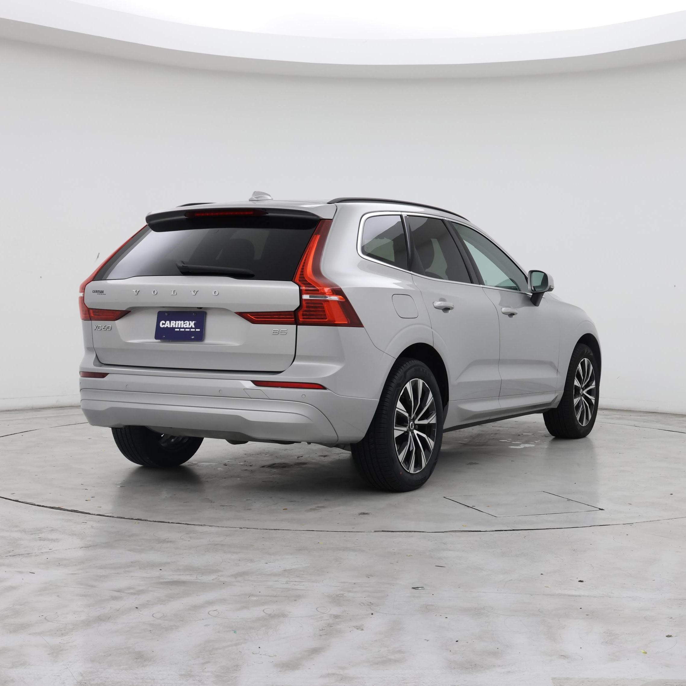 Thumbnail: 2023 Volvo XC60 - 8