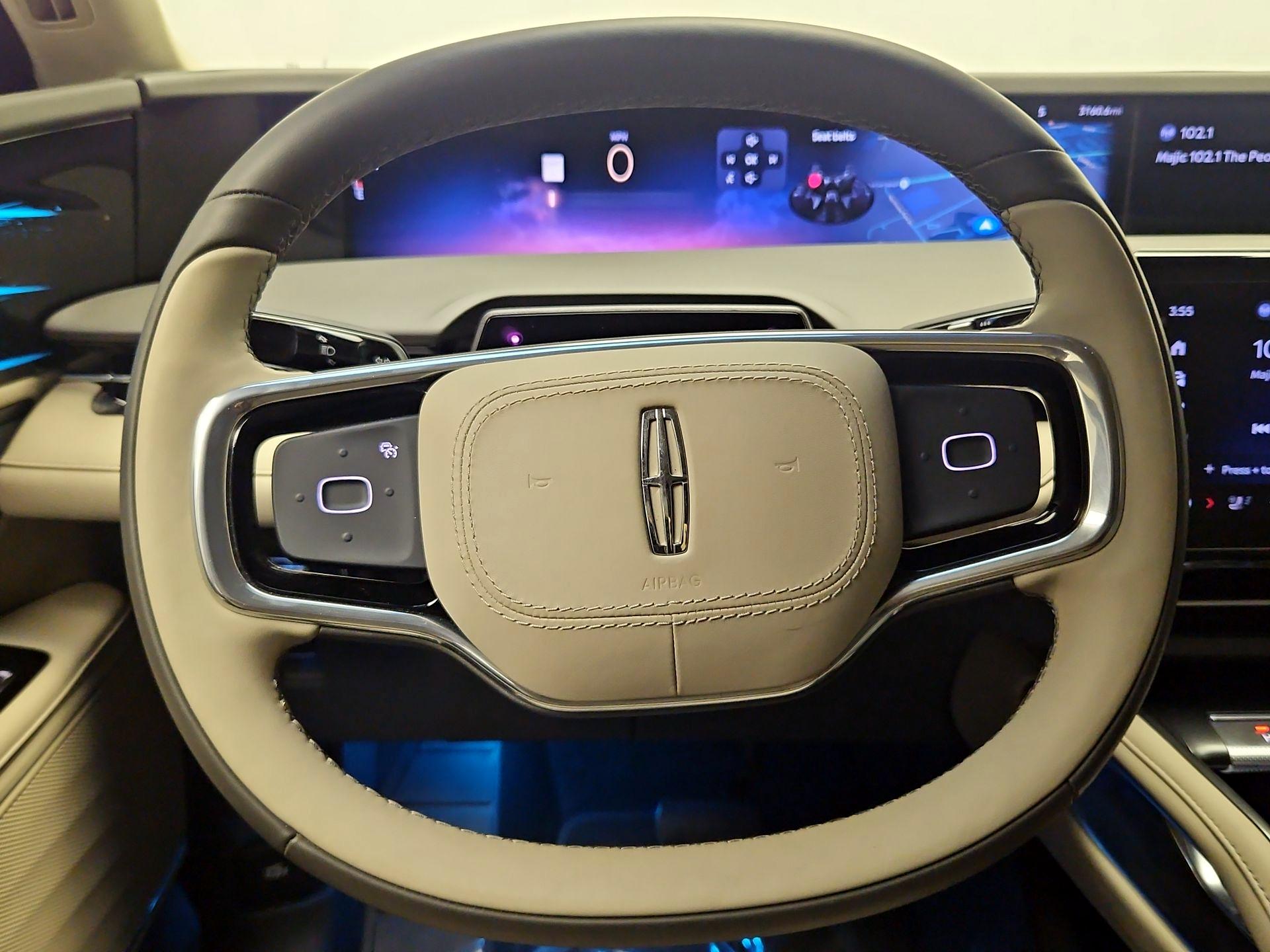 Thumbnail: 2025 Lincoln Nautilus - 10