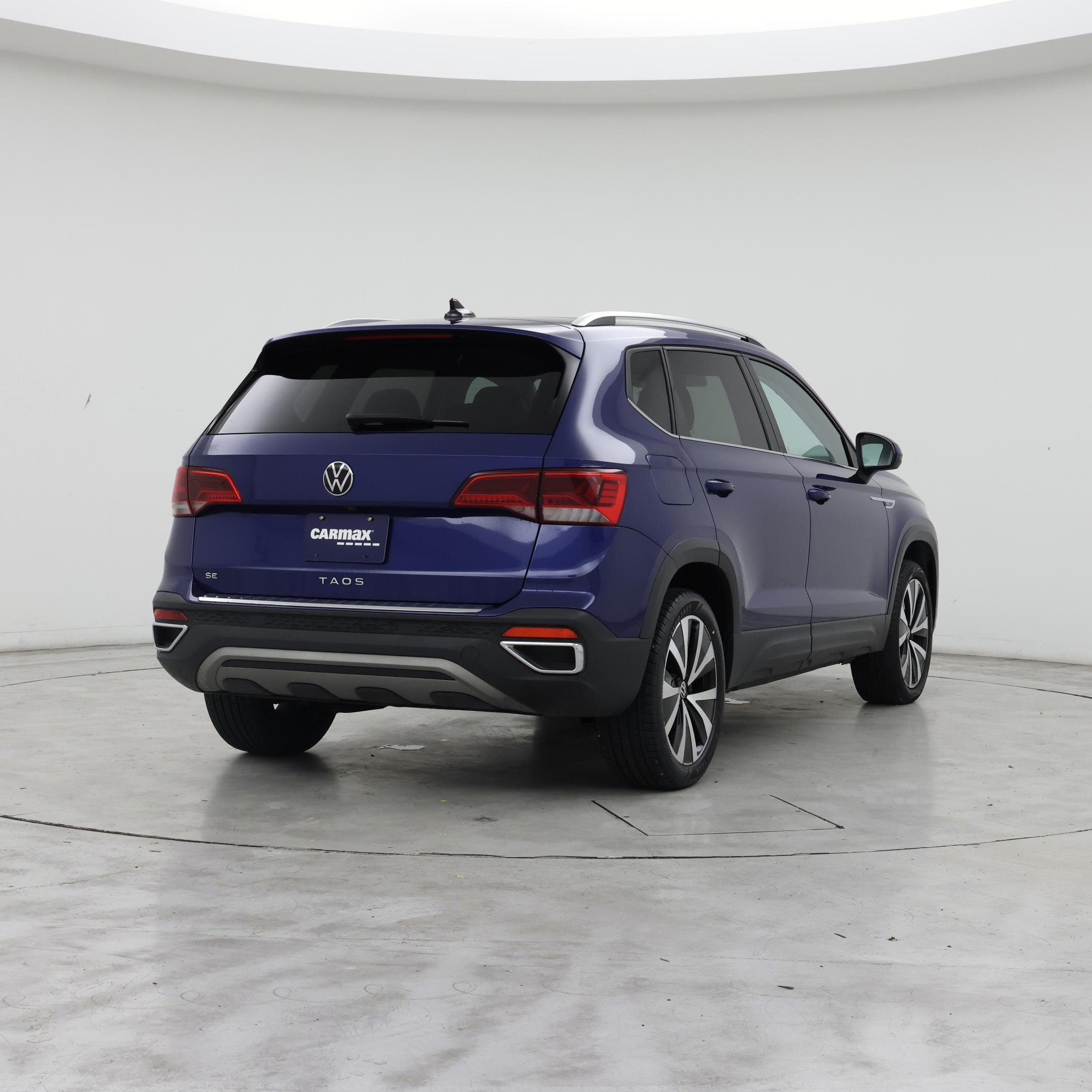 Thumbnail: 2023 Volkswagen Taos - 8