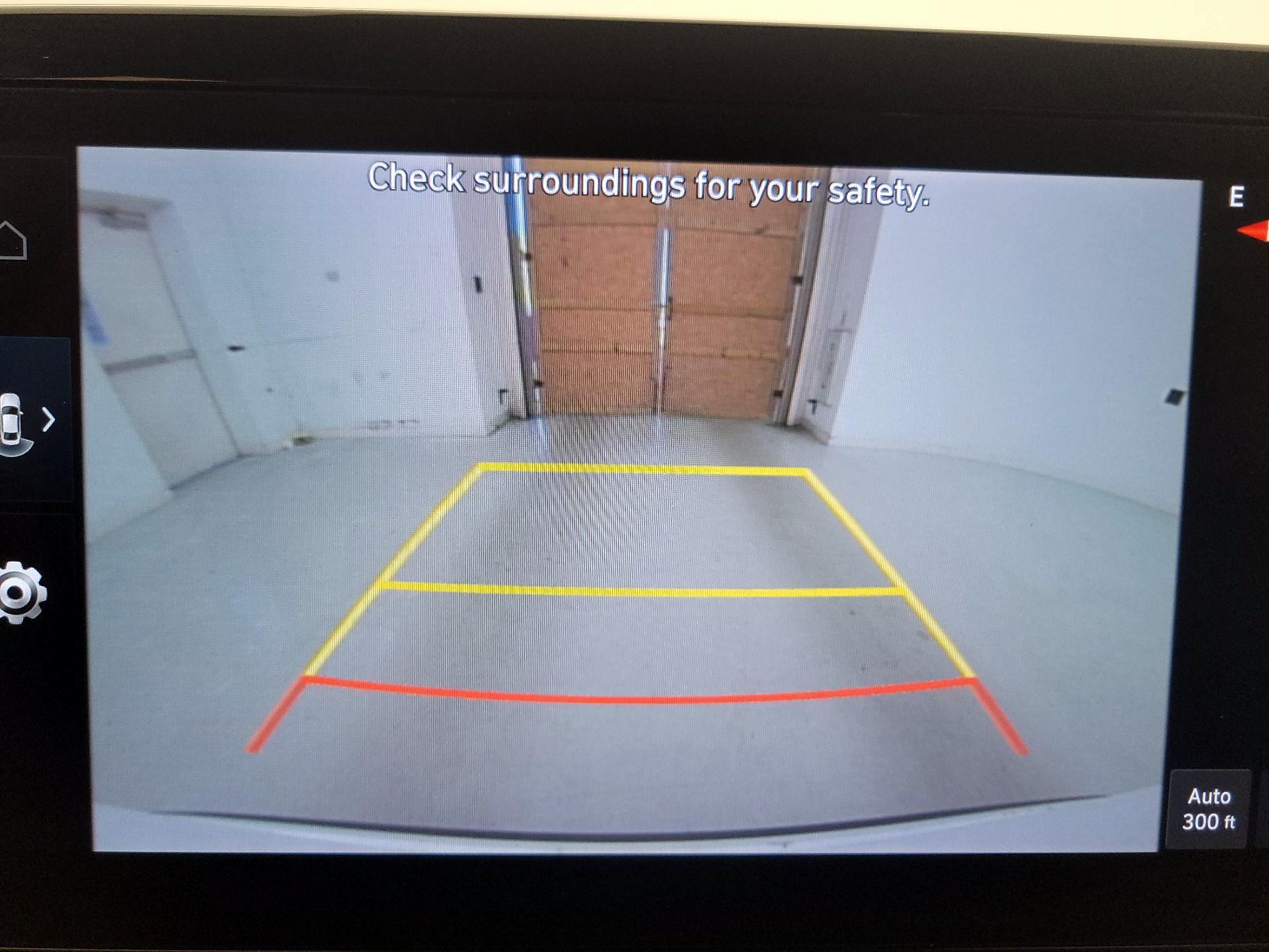 Thumbnail: 2022 Hyundai Santa Fe - 15