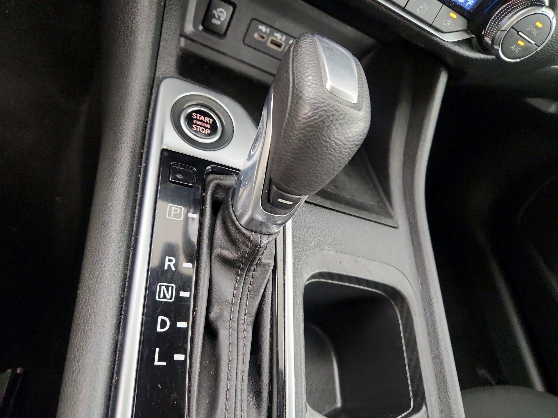 Thumbnail: 2024 Nissan Sentra - 17