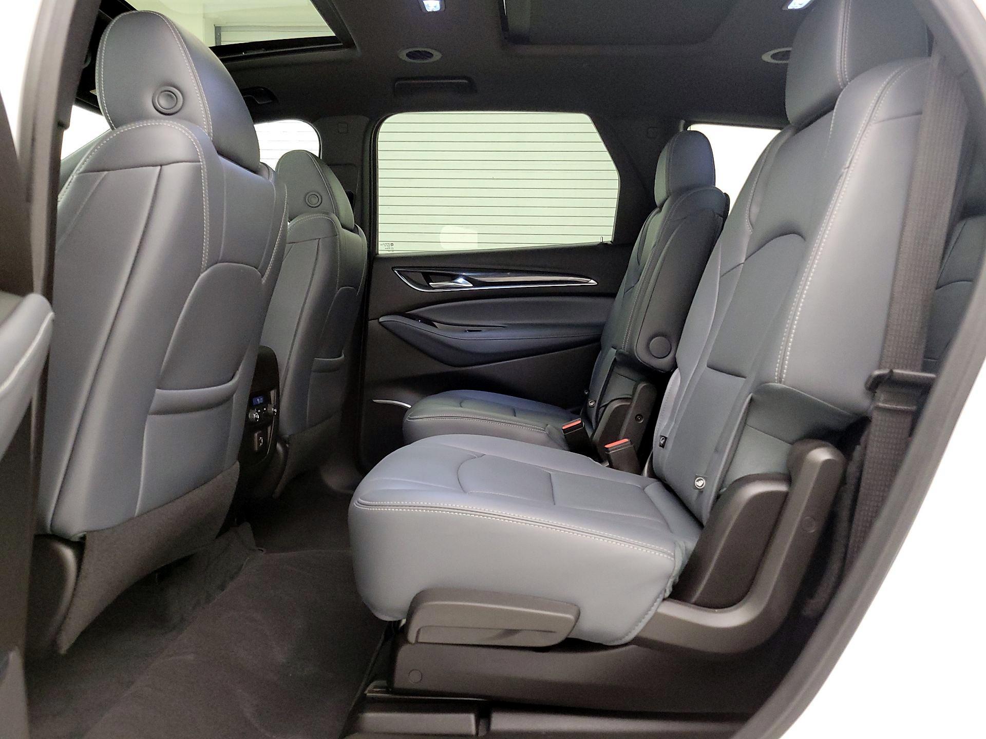 Thumbnail: 2023 Buick Enclave - 20