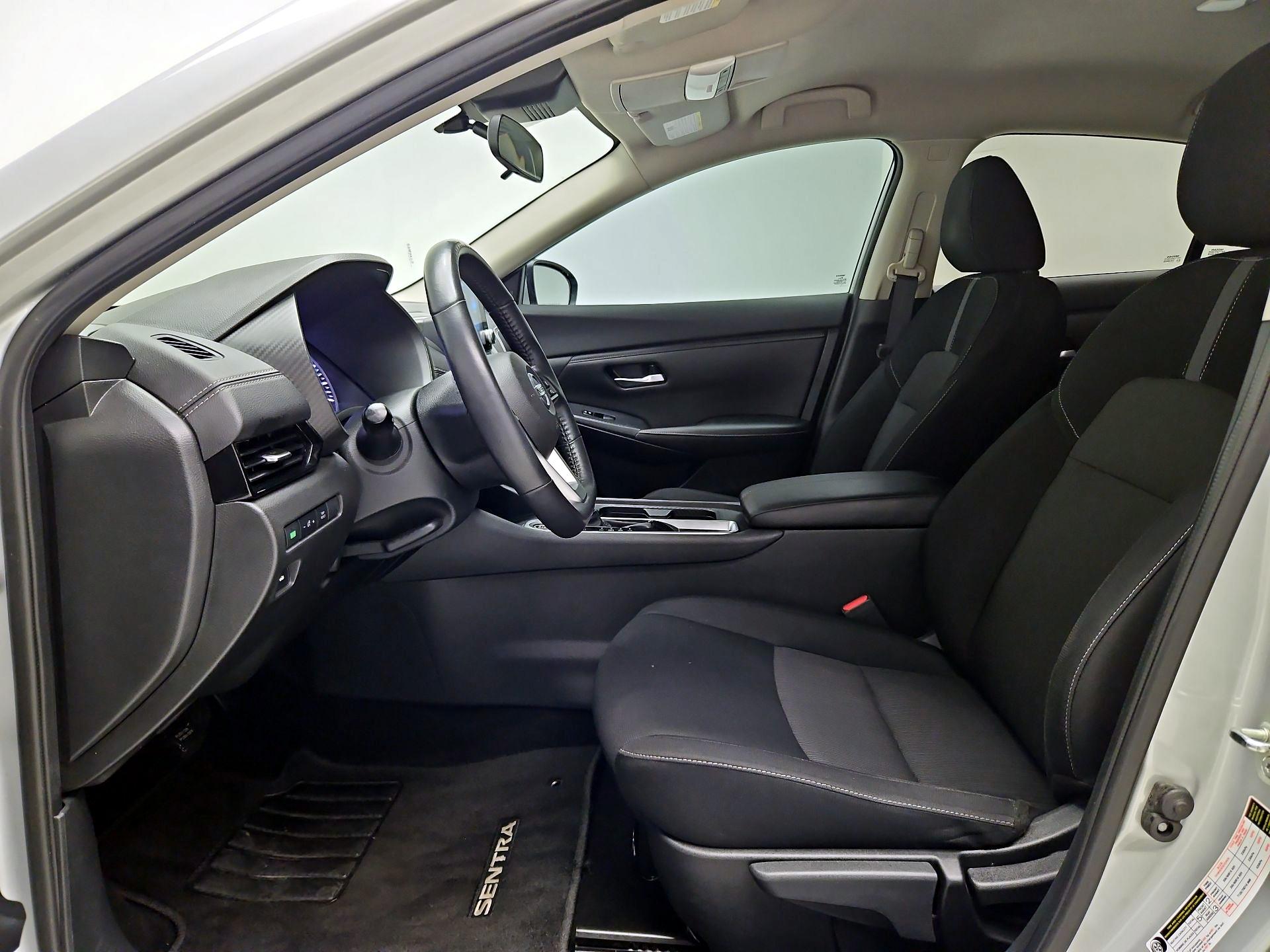 Thumbnail: 2022 Nissan Sentra - 11