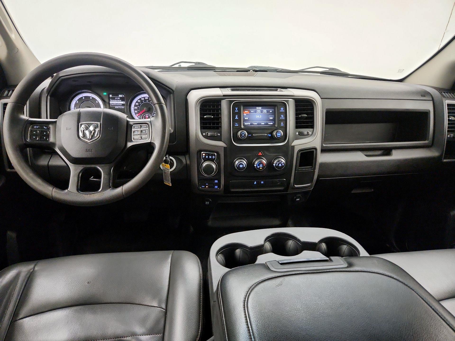 Thumbnail: 2022 RAM 1500 Classic - 9