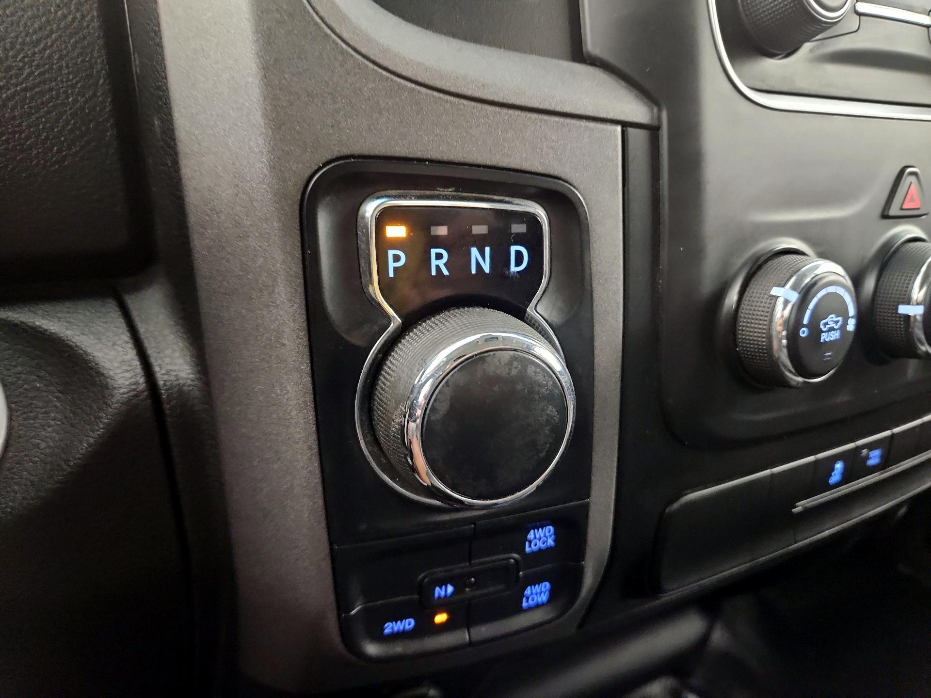 Thumbnail: 2022 RAM 1500 Classic - 17