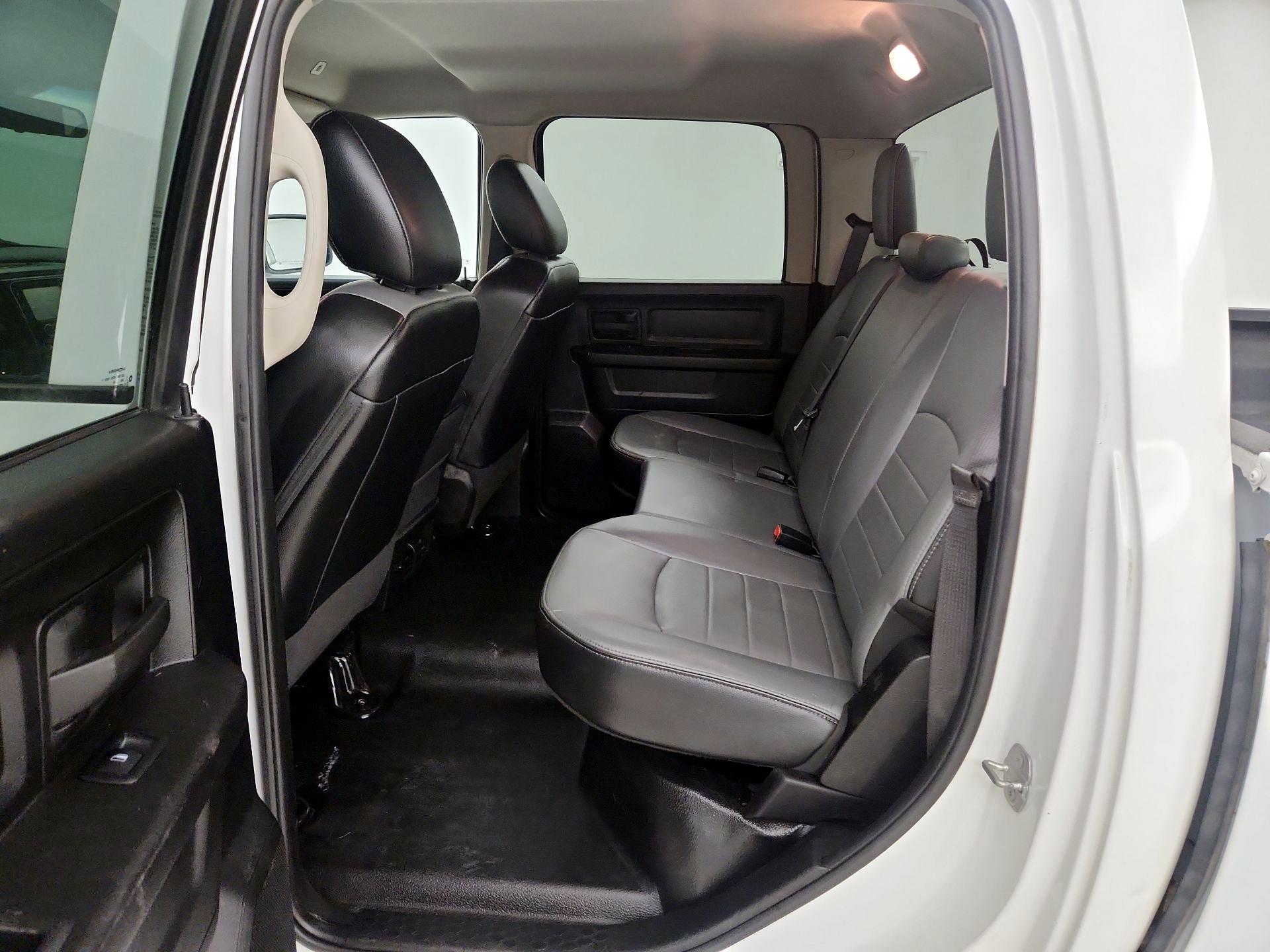 Thumbnail: 2022 RAM 1500 Classic - 19