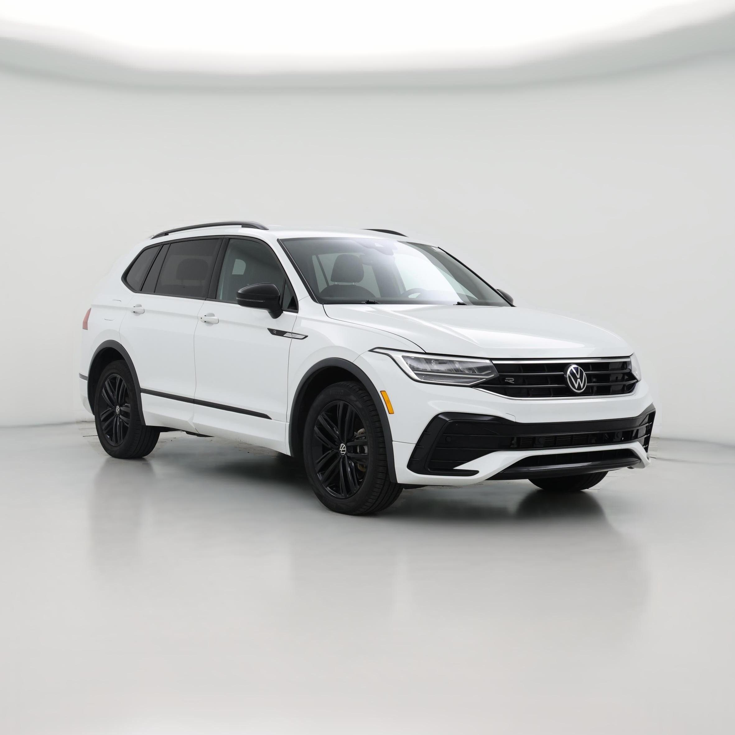 Thumbnail: 2022 Volkswagen Tiguan - 1