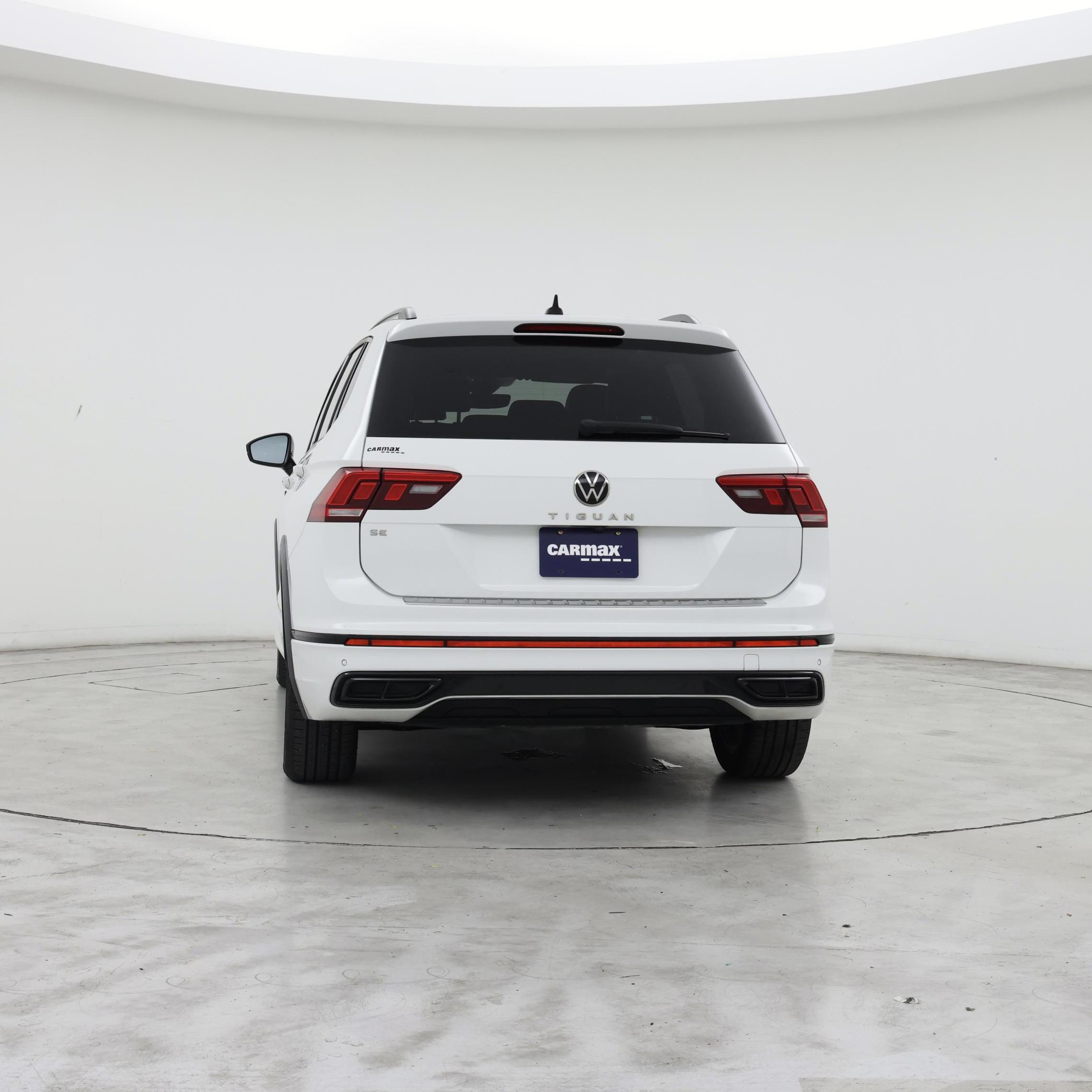 Thumbnail: 2022 Volkswagen Tiguan - 6