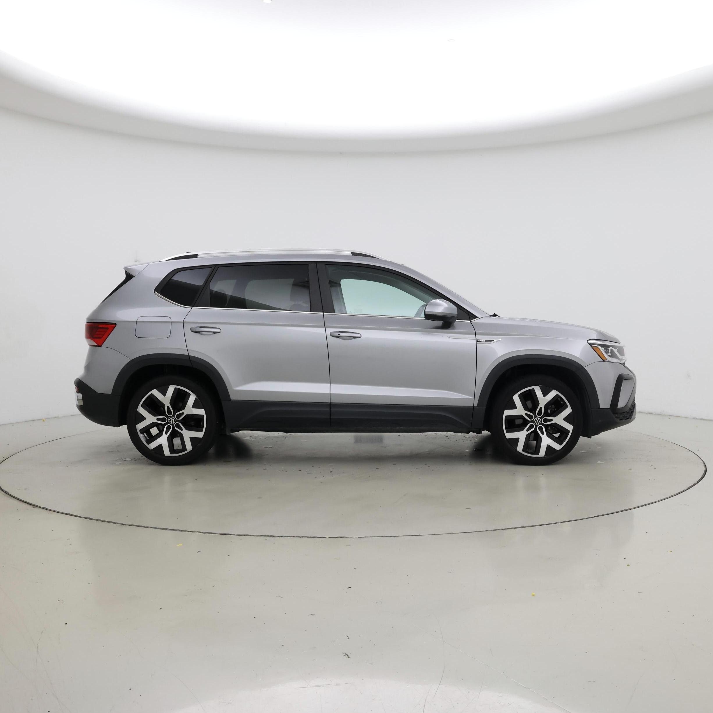 Thumbnail: 2022 Volkswagen Taos - 7