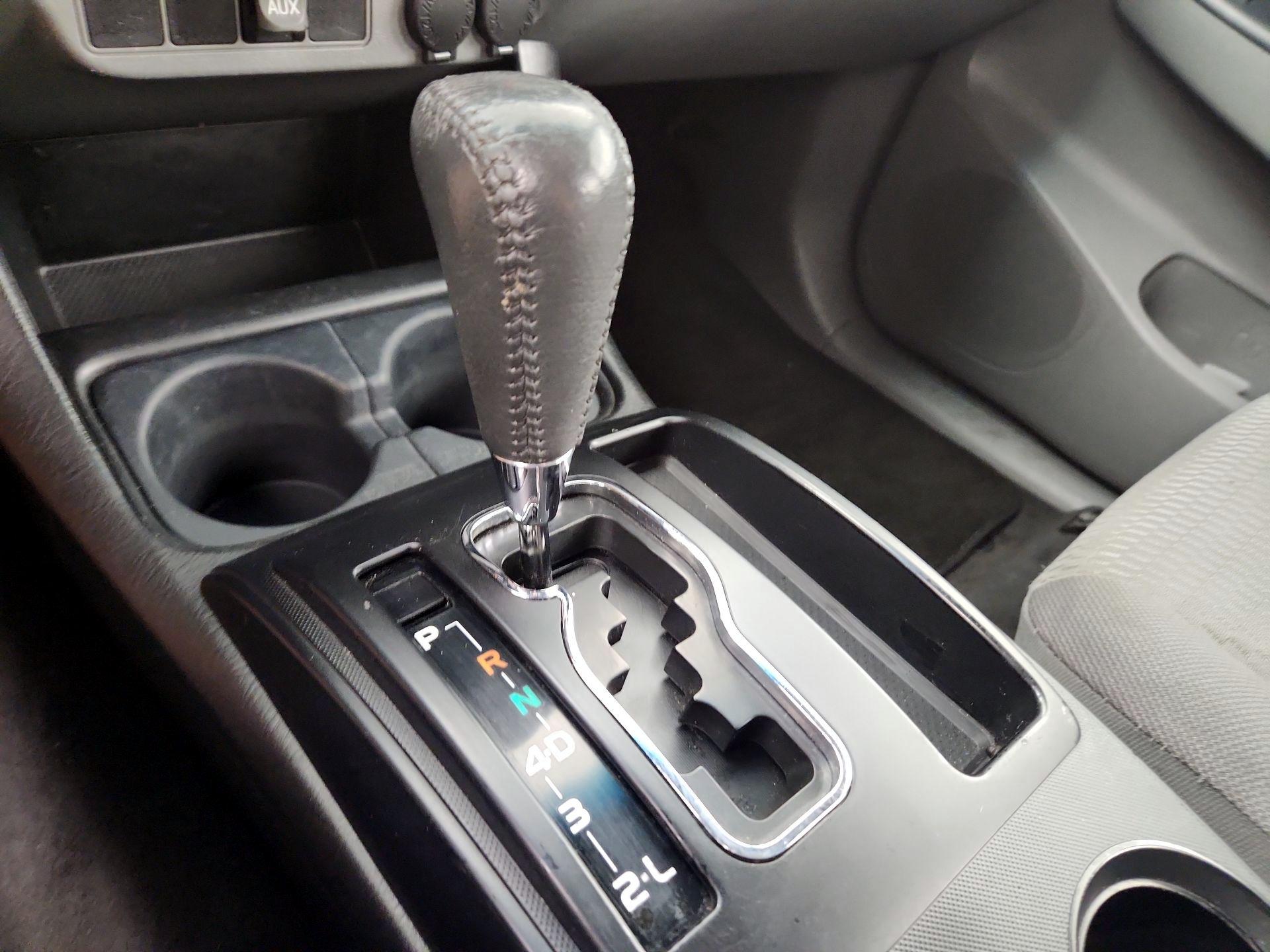 Thumbnail: 2015 Toyota Tacoma - 16