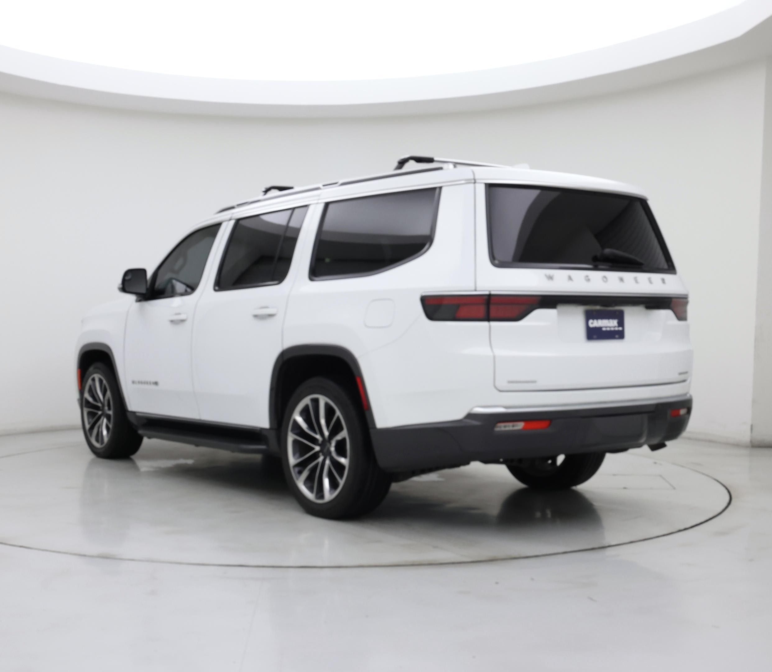 Thumbnail: 2022 Jeep Wagoneer - 2