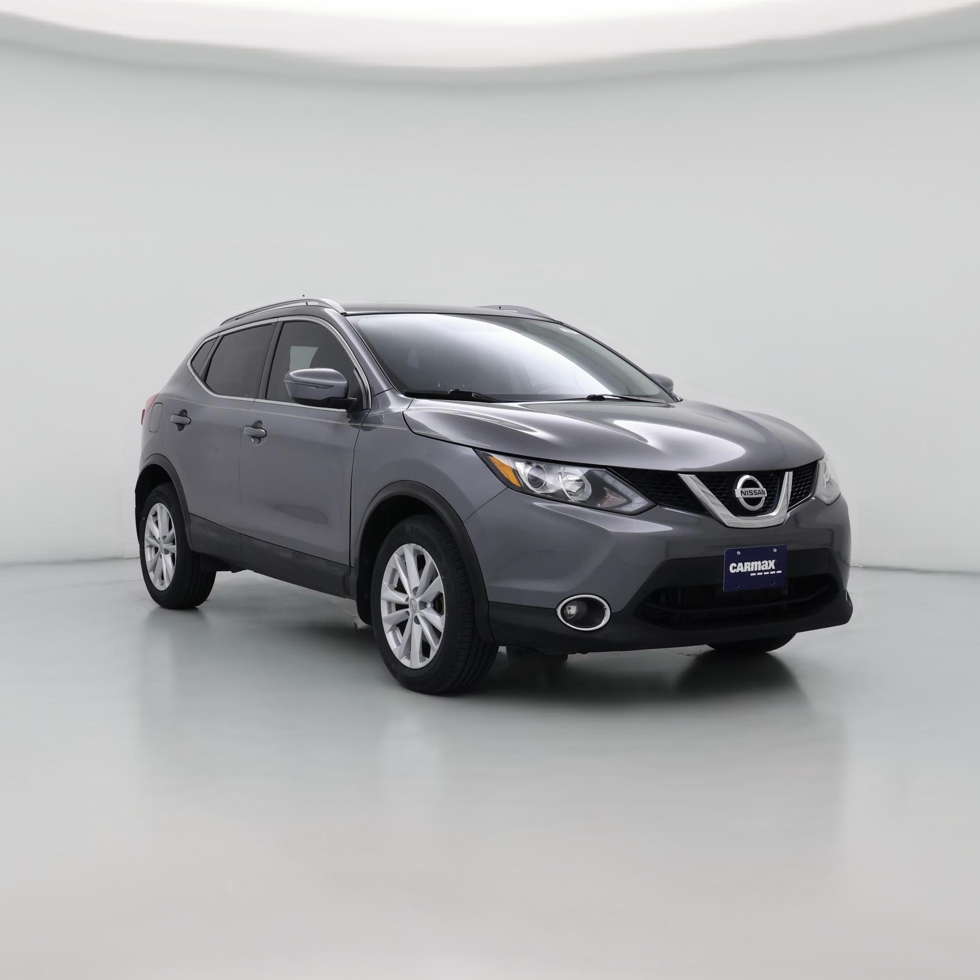 Thumbnail: 2017 Nissan Rogue Sport - 1