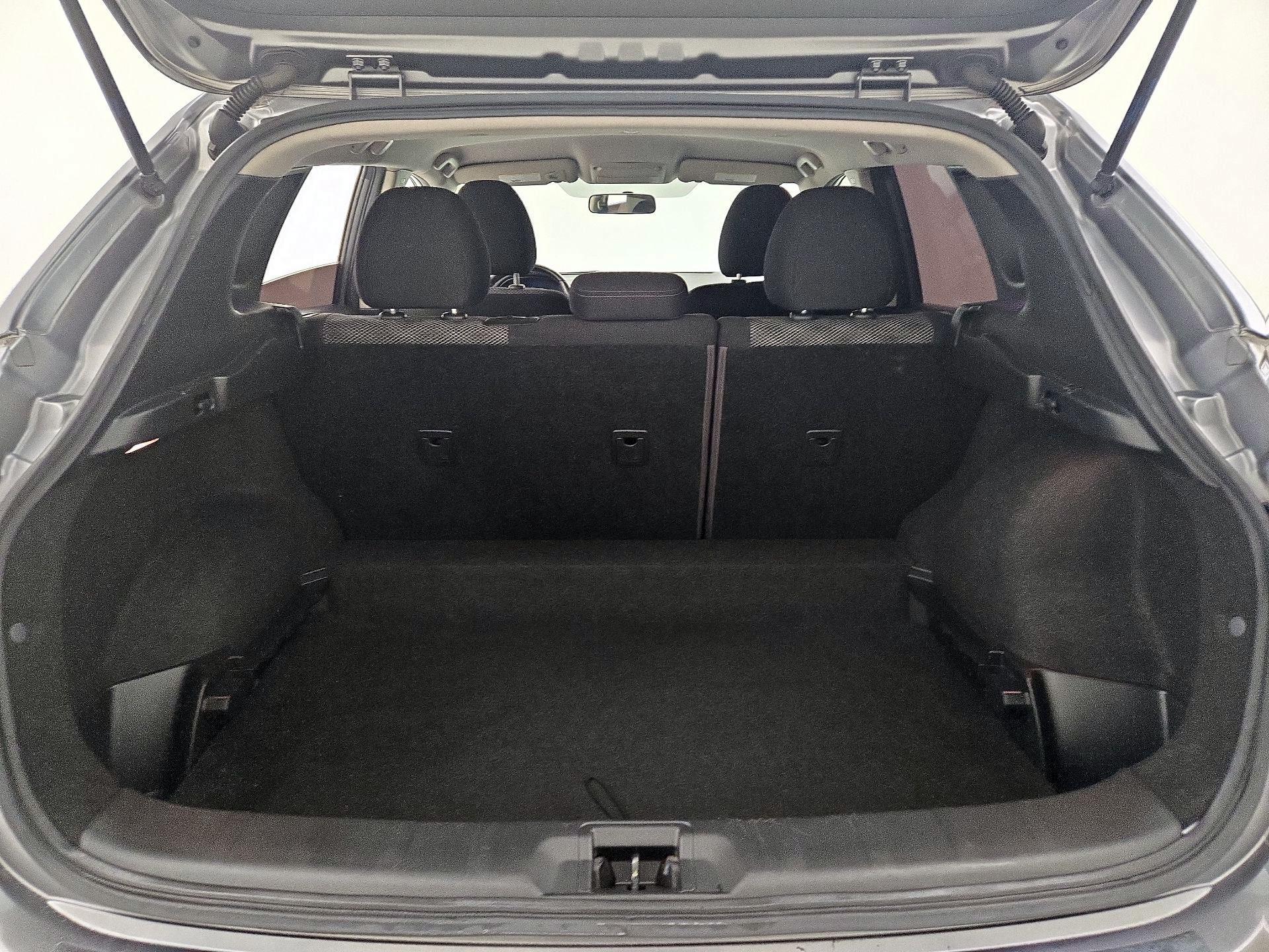 Thumbnail: 2017 Nissan Rogue Sport - 20