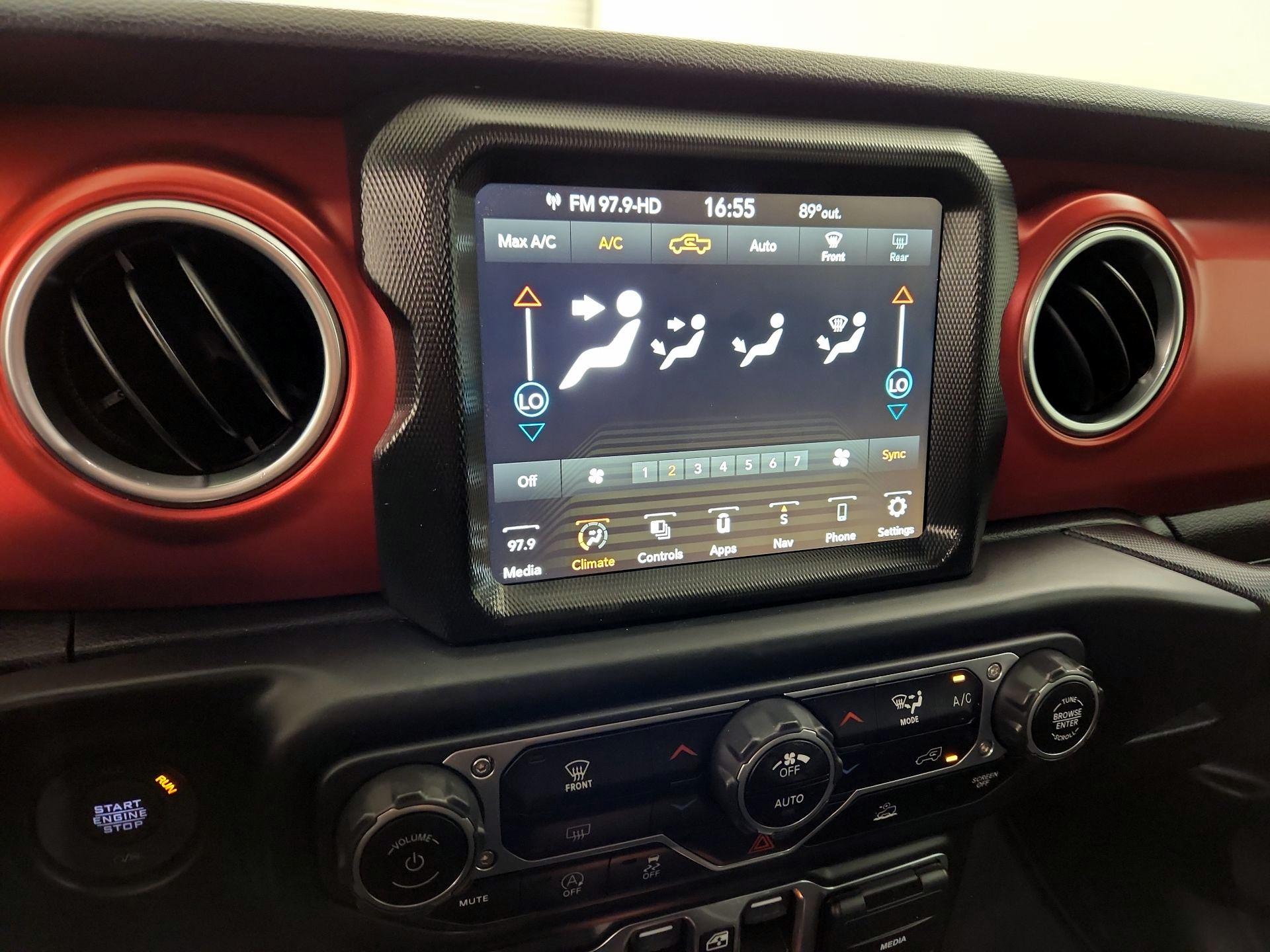 Thumbnail: 2023 Jeep Gladiator - 17