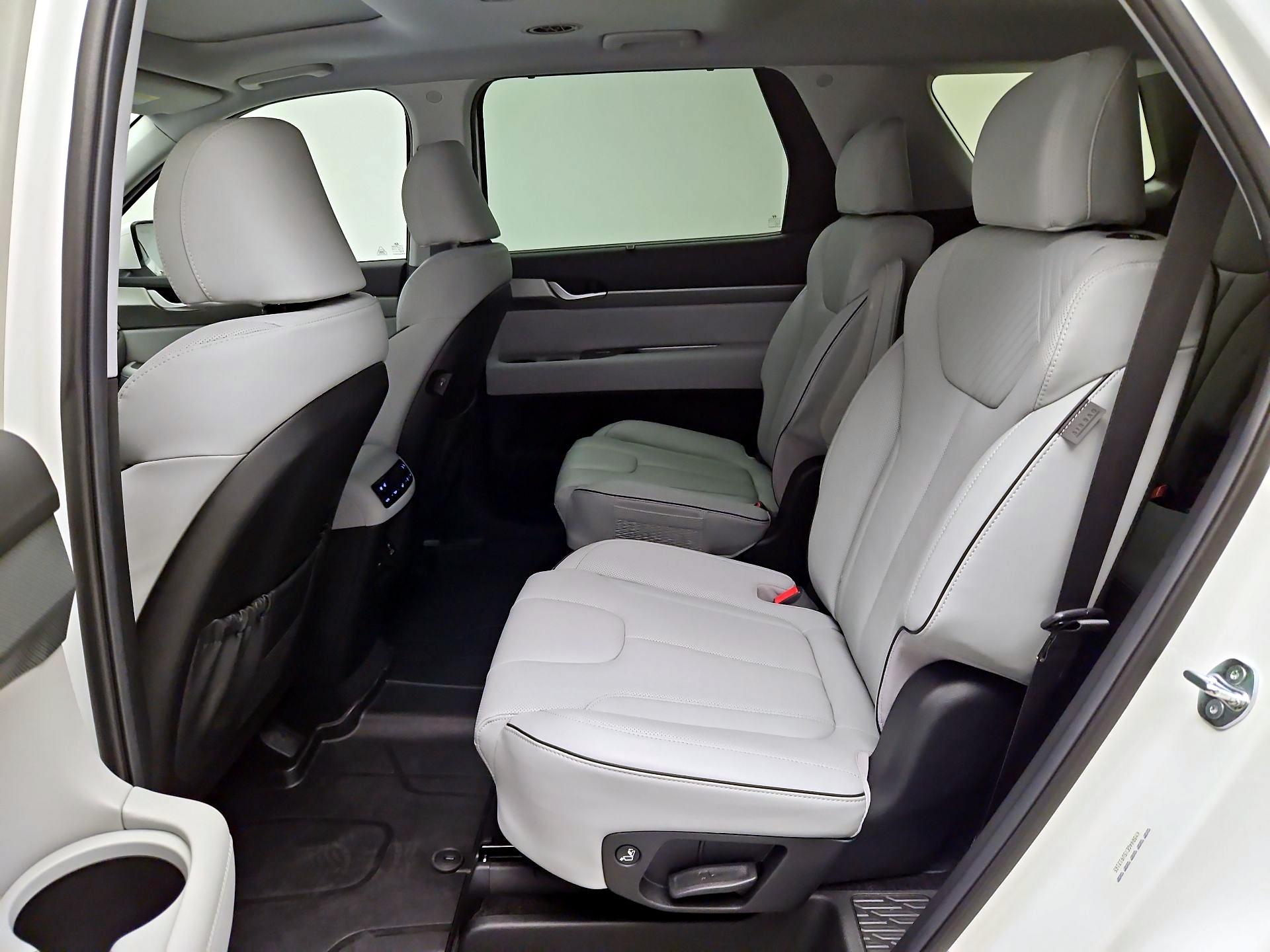 Thumbnail: 2025 Hyundai Palisade - 18
