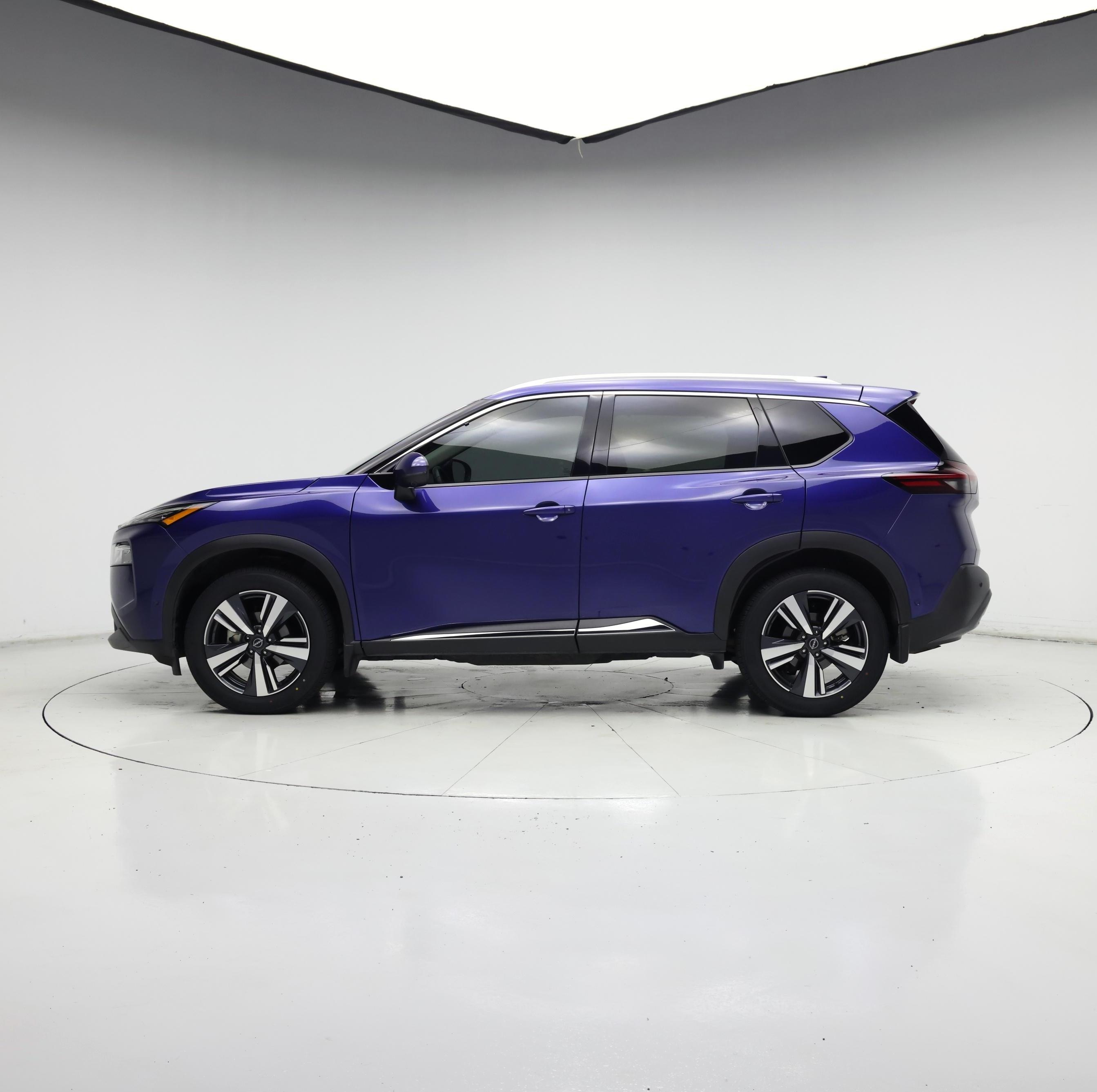 Thumbnail: 2023 Nissan Rogue - 3