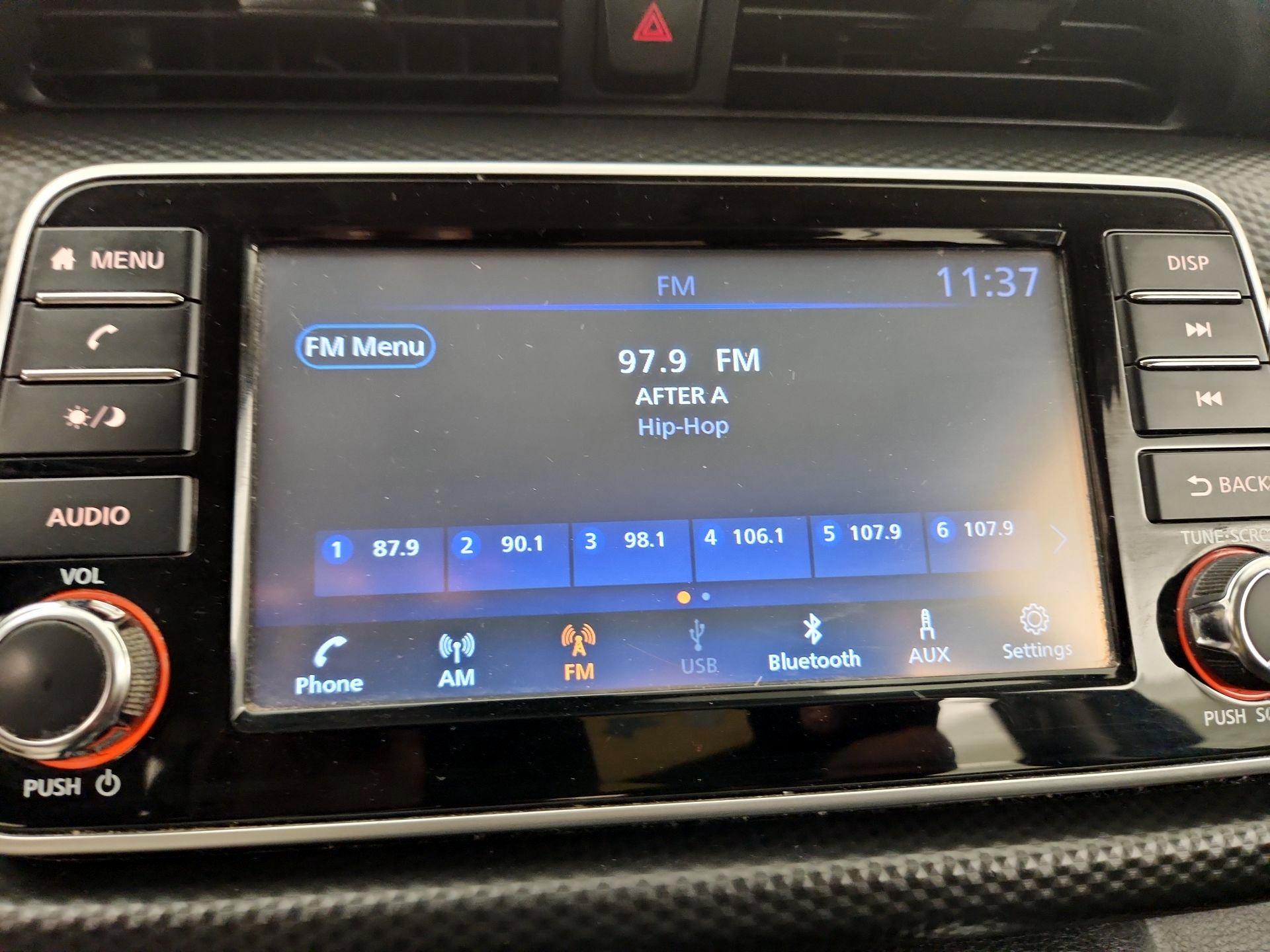 Thumbnail: 2021 Nissan Kicks - 15