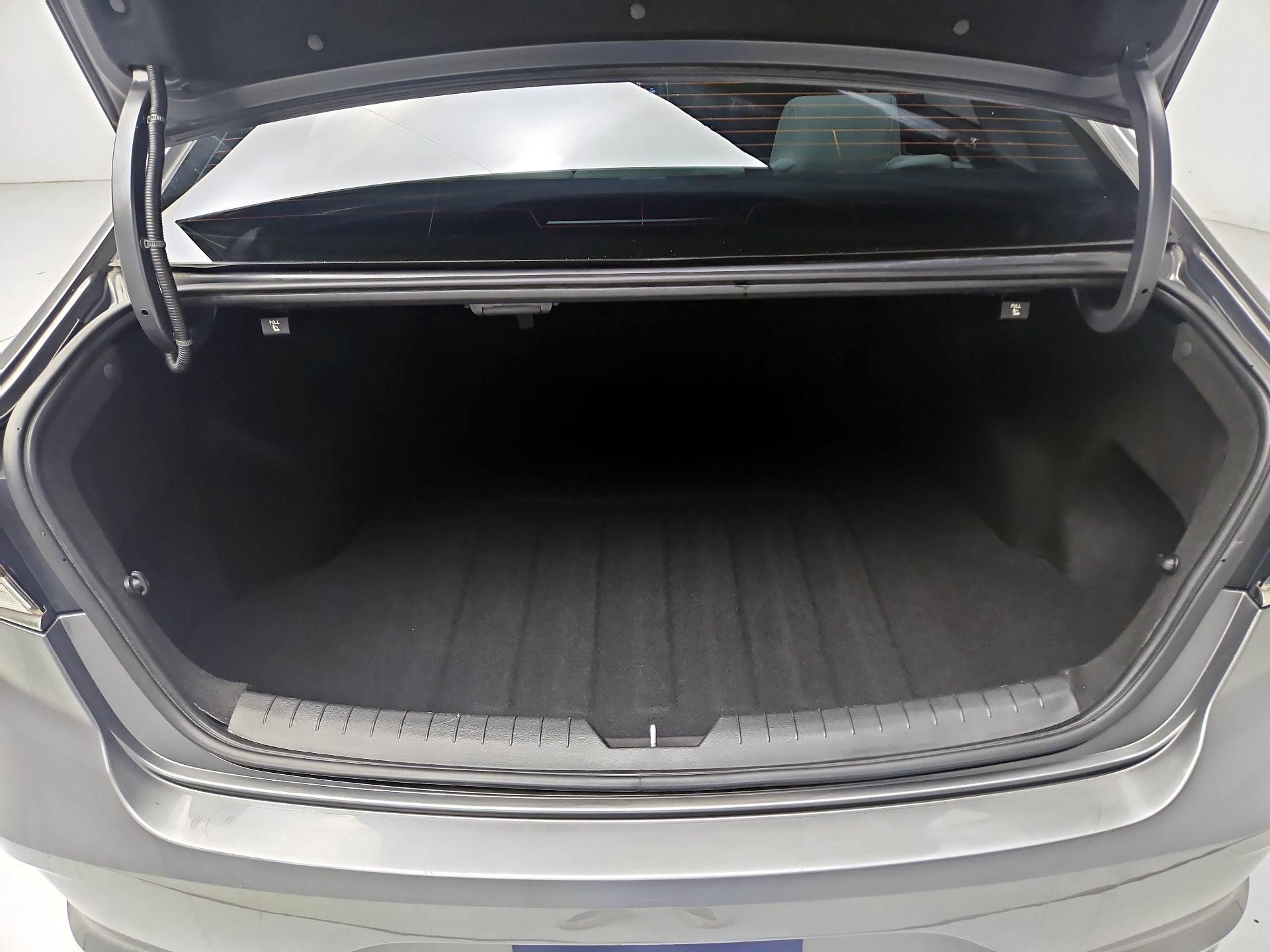 Thumbnail: 2018 Hyundai Sonata - 20