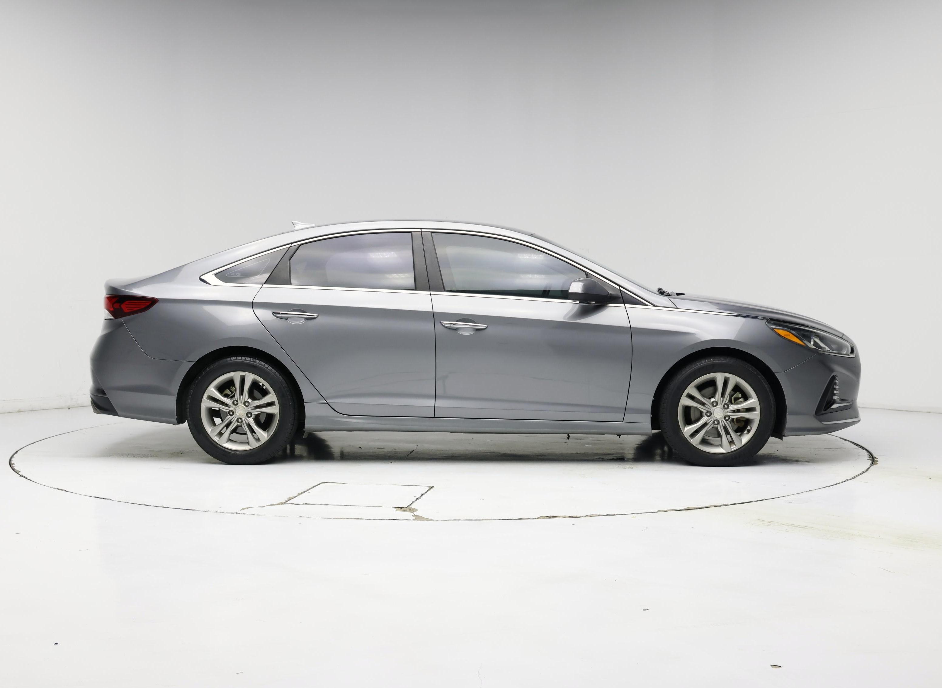 Thumbnail: 2018 Hyundai Sonata - 7