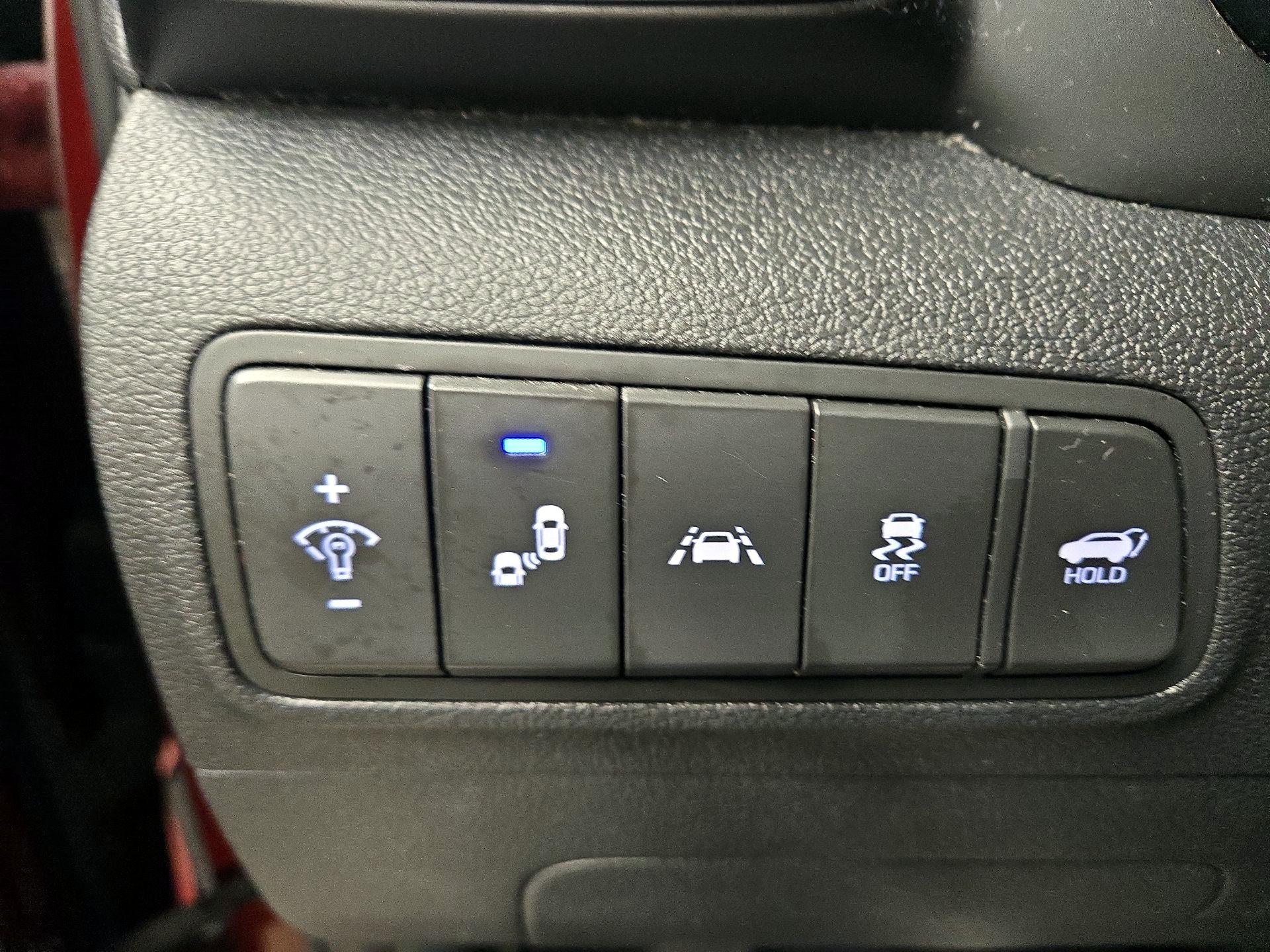 Thumbnail: 2019 Hyundai Tucson - 13