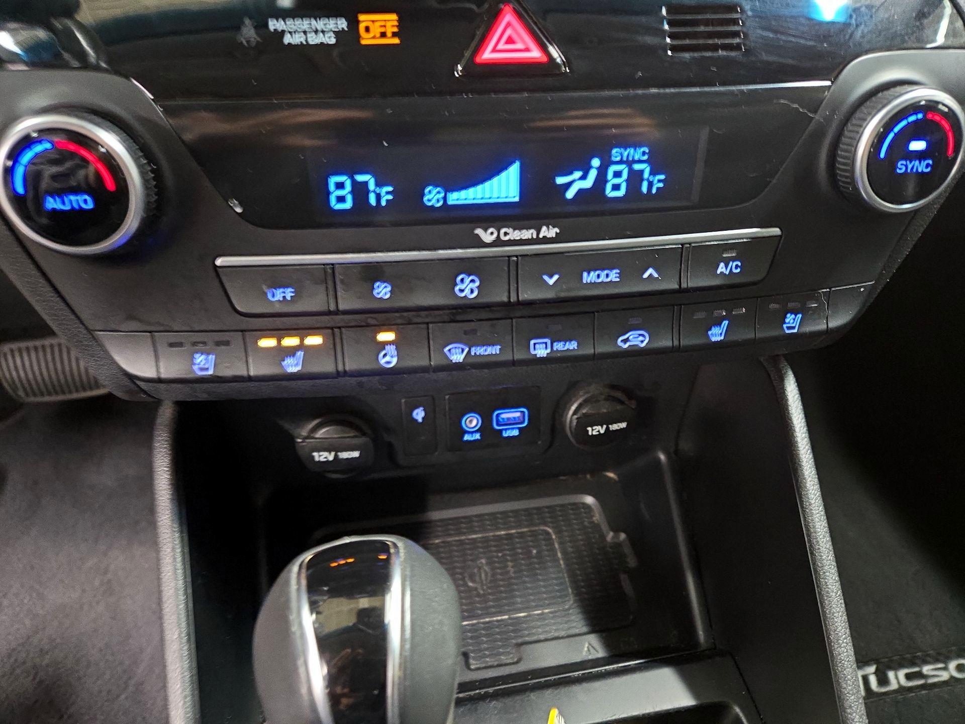 Thumbnail: 2019 Hyundai Tucson - 15