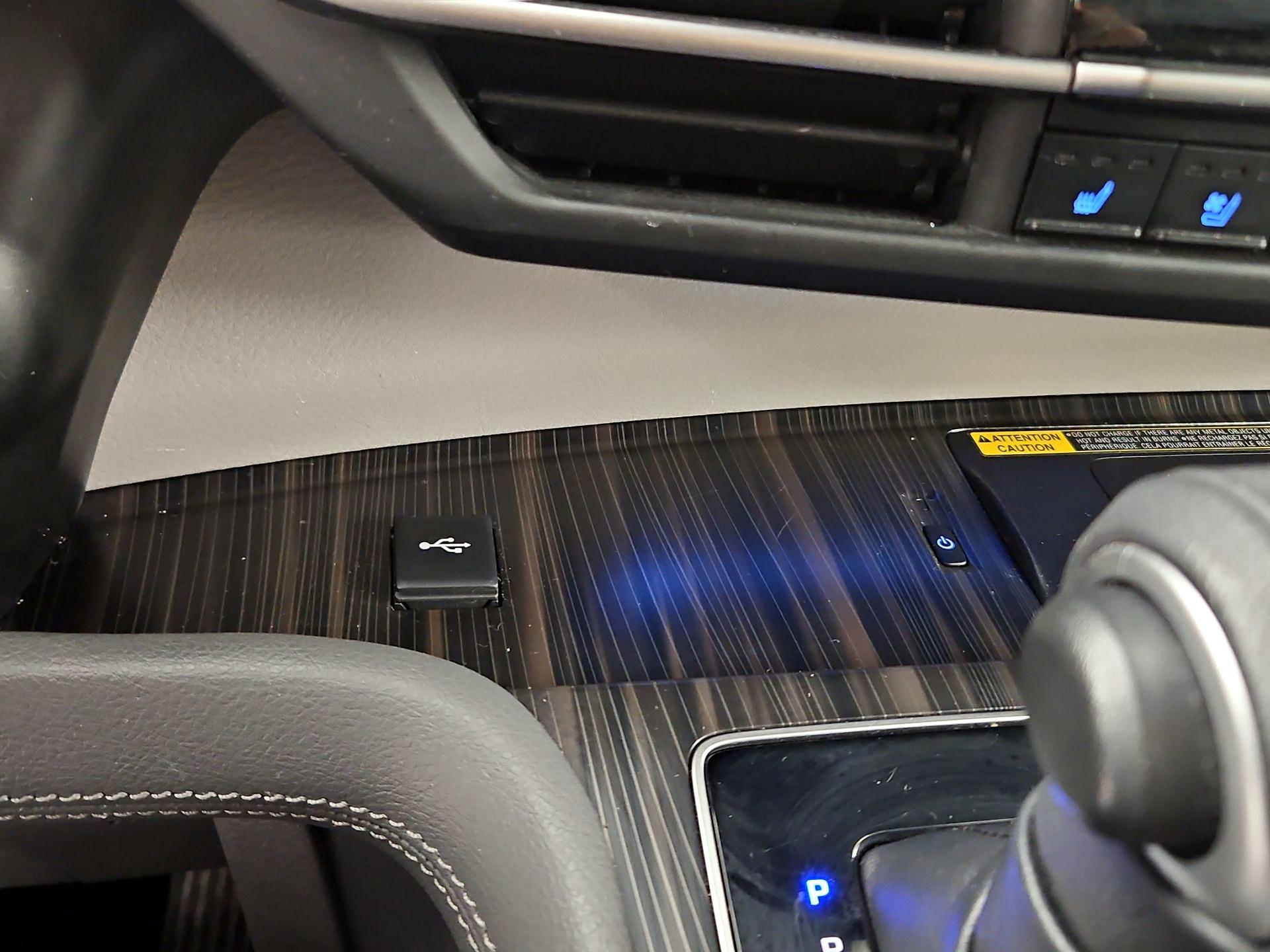 Thumbnail: 2022 Toyota Sienna - 19