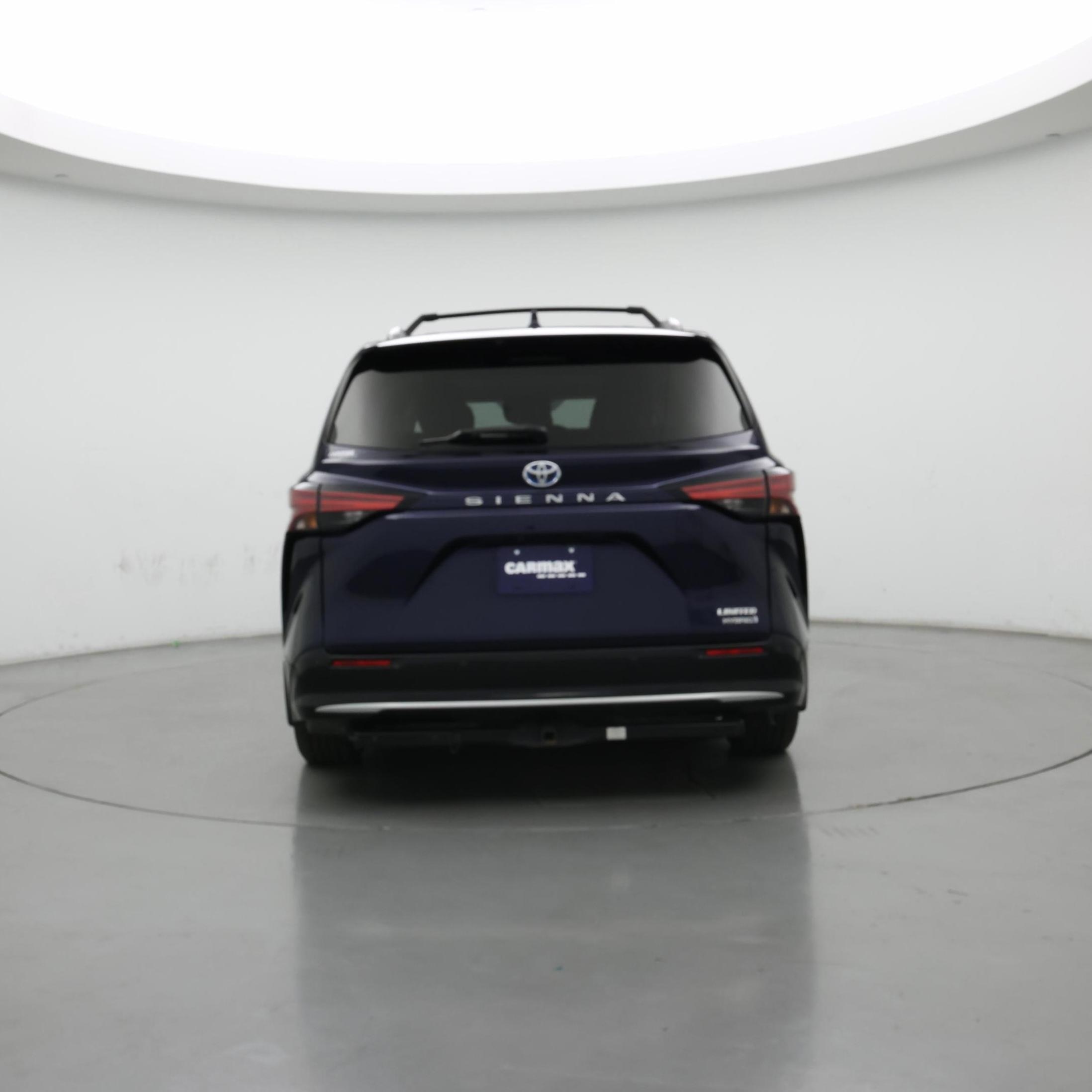 Thumbnail: 2022 Toyota Sienna - 6