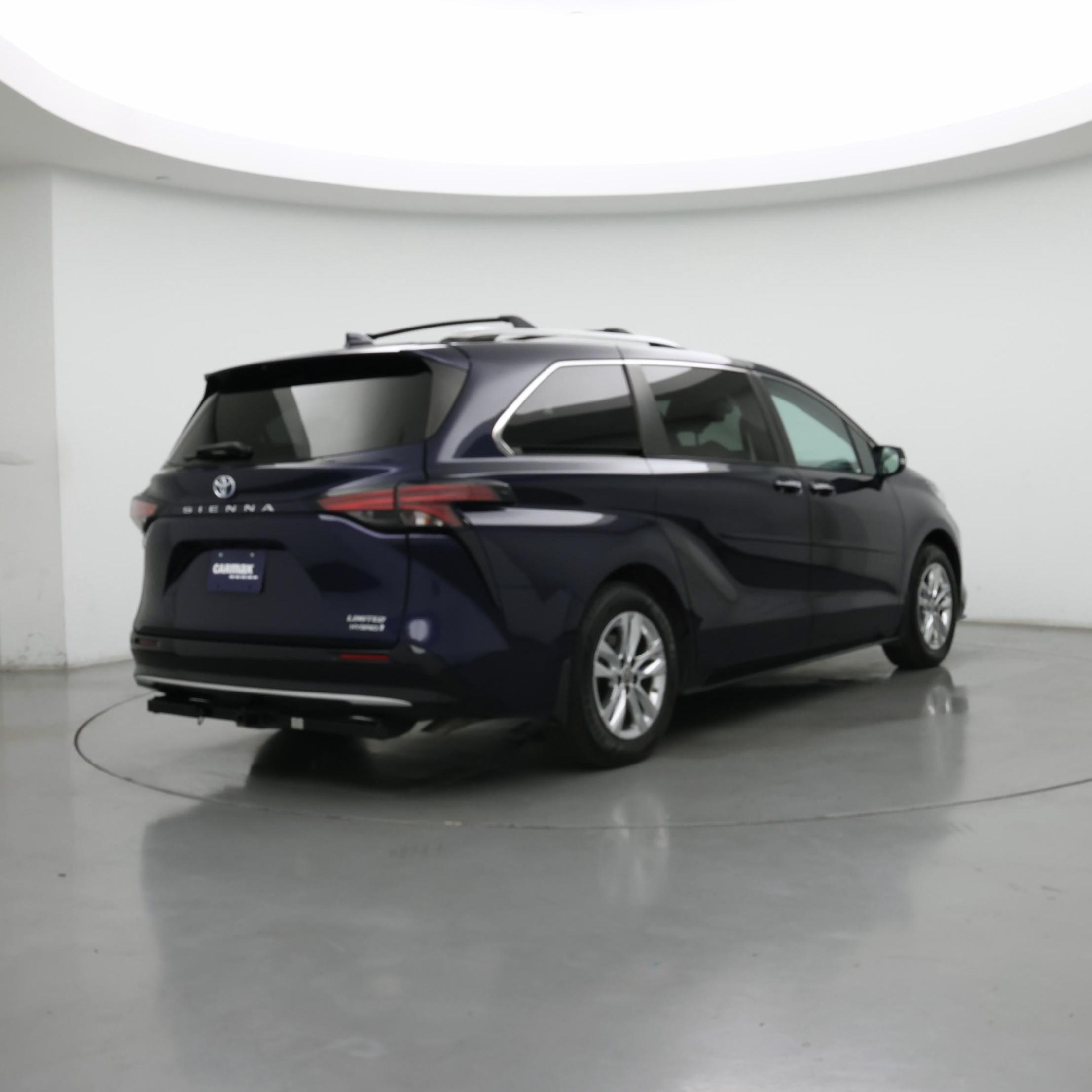 Thumbnail: 2022 Toyota Sienna - 8