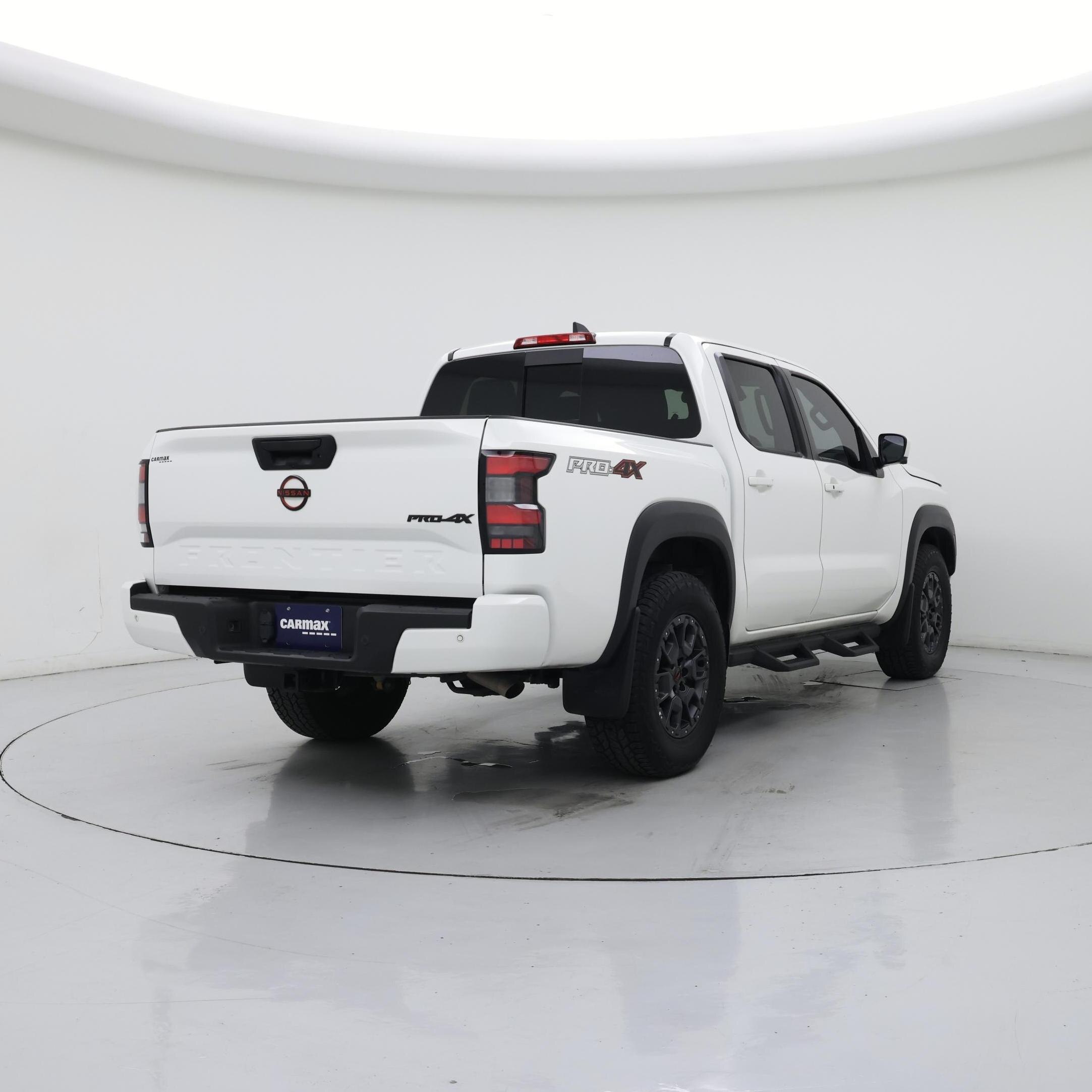 Thumbnail: 2023 Nissan Frontier - 8