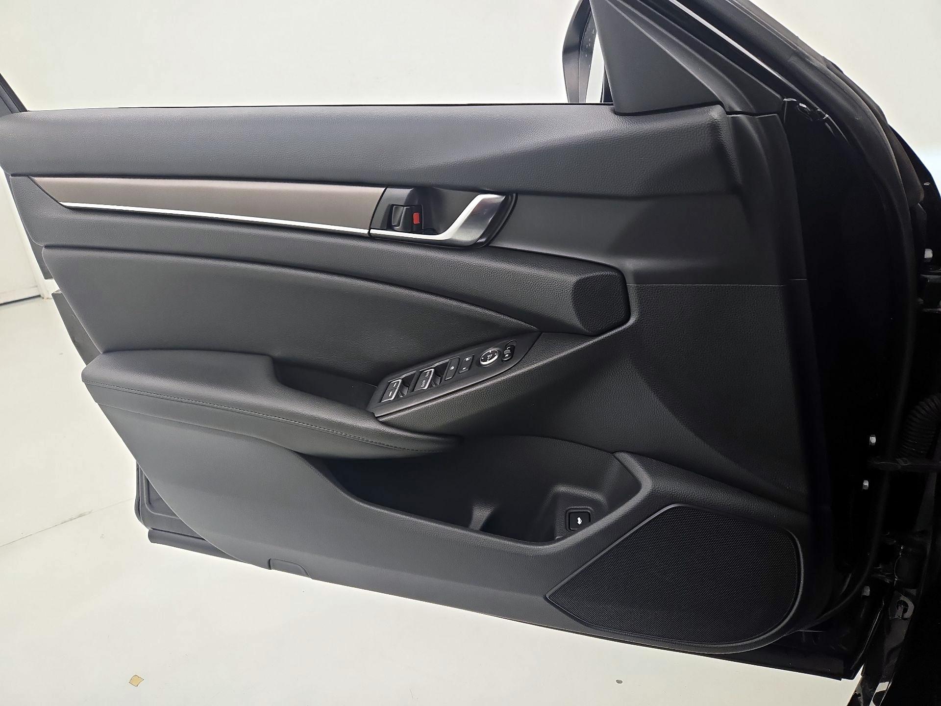Thumbnail: 2021 Honda Accord - 12