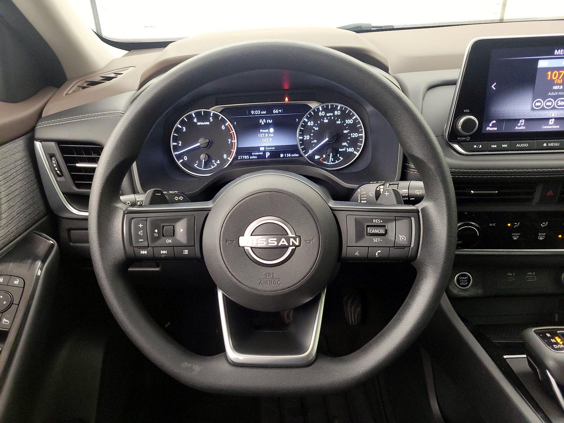 Thumbnail: 2023 Nissan Rogue - 10